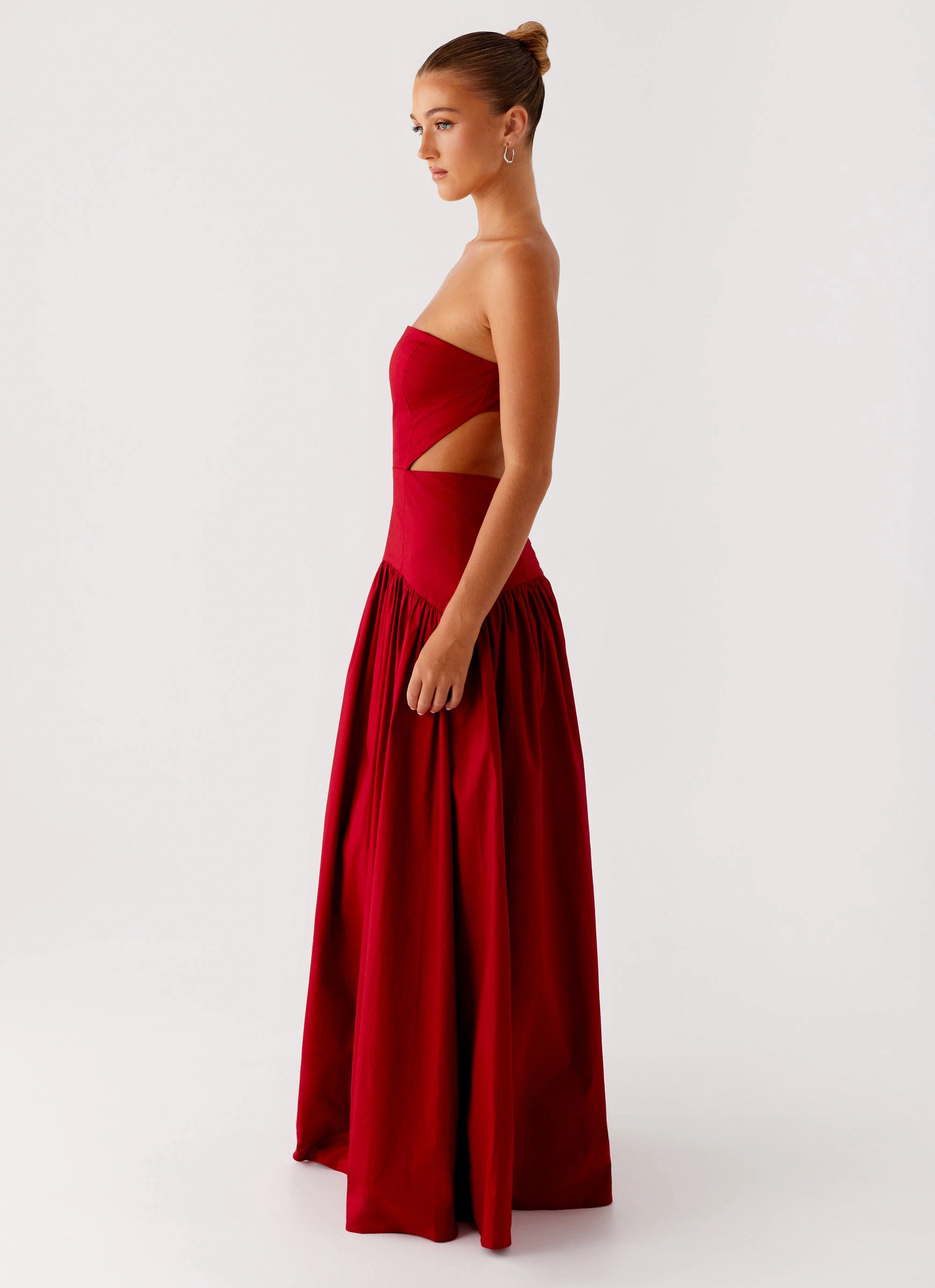 Aamari Maxi Dress - Red Versatile Cut