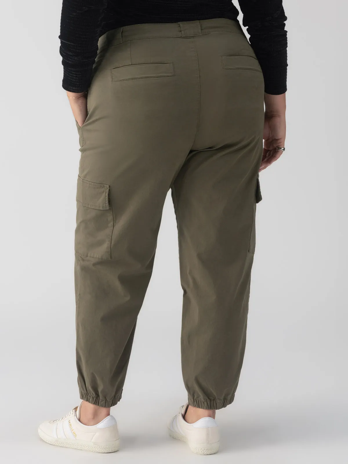 Take Over Jogger Mid-Rise Pant Kalamata Extended Sizing DurableConstruction
