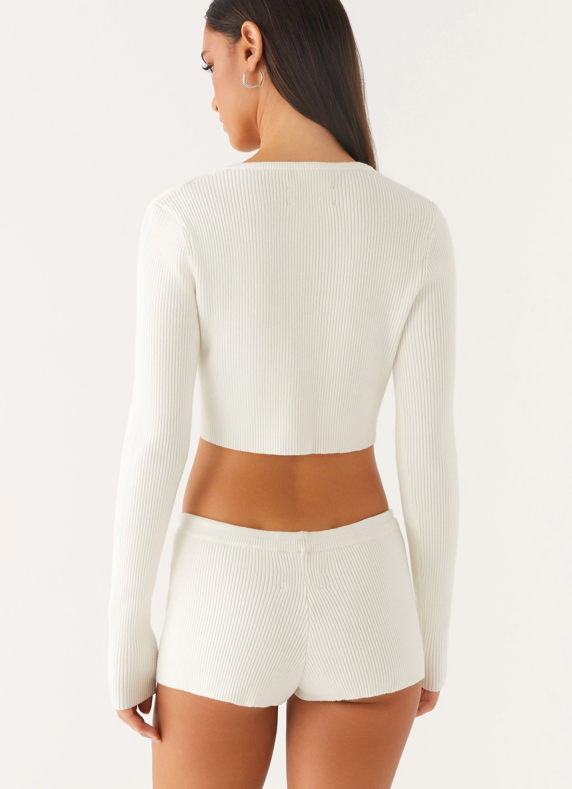 Adria Mini Shorts - Ivory Essential Fit