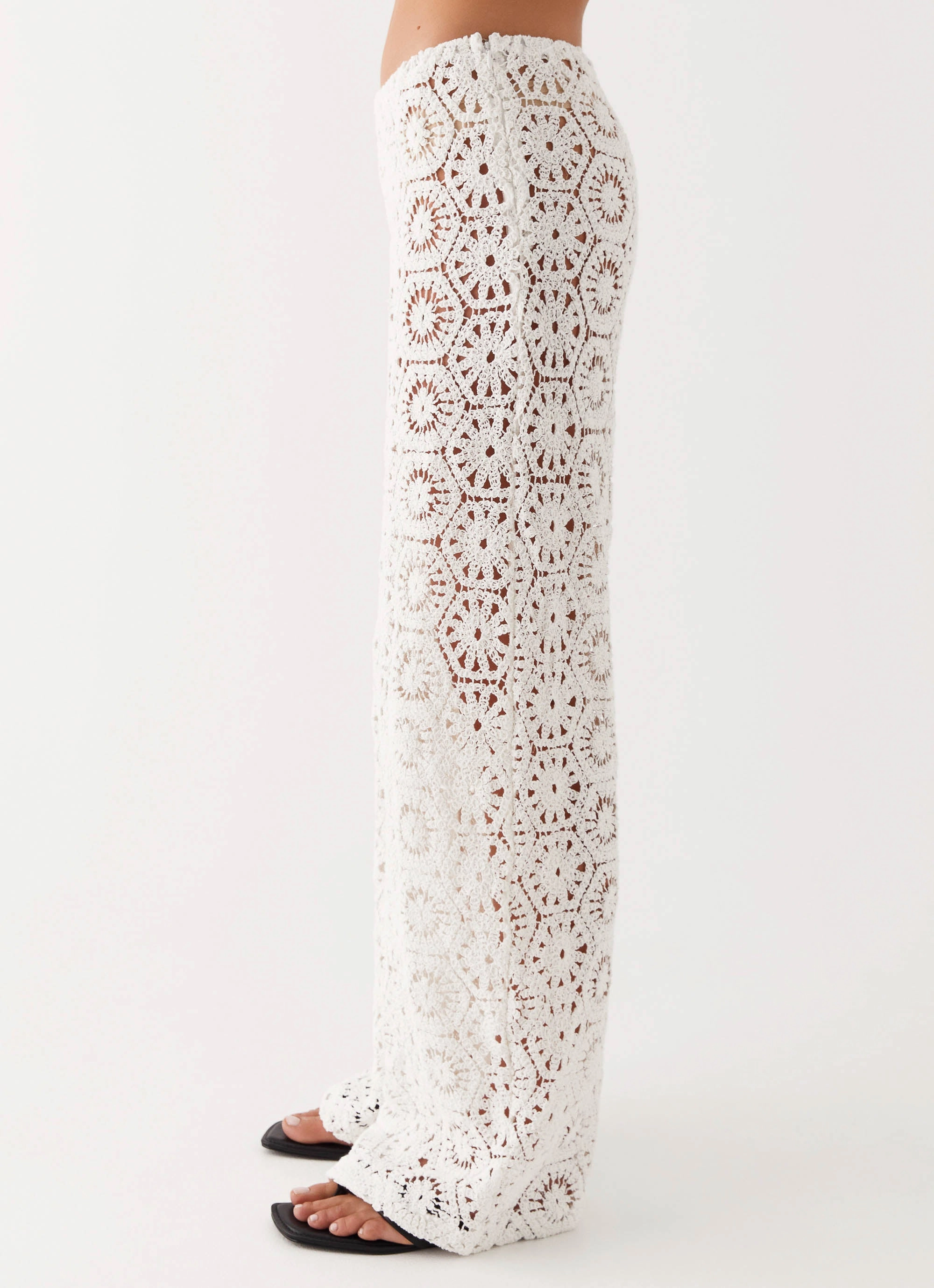 Gripper Waistband Flattering Design Ibiza Crochet Pants - Ivory