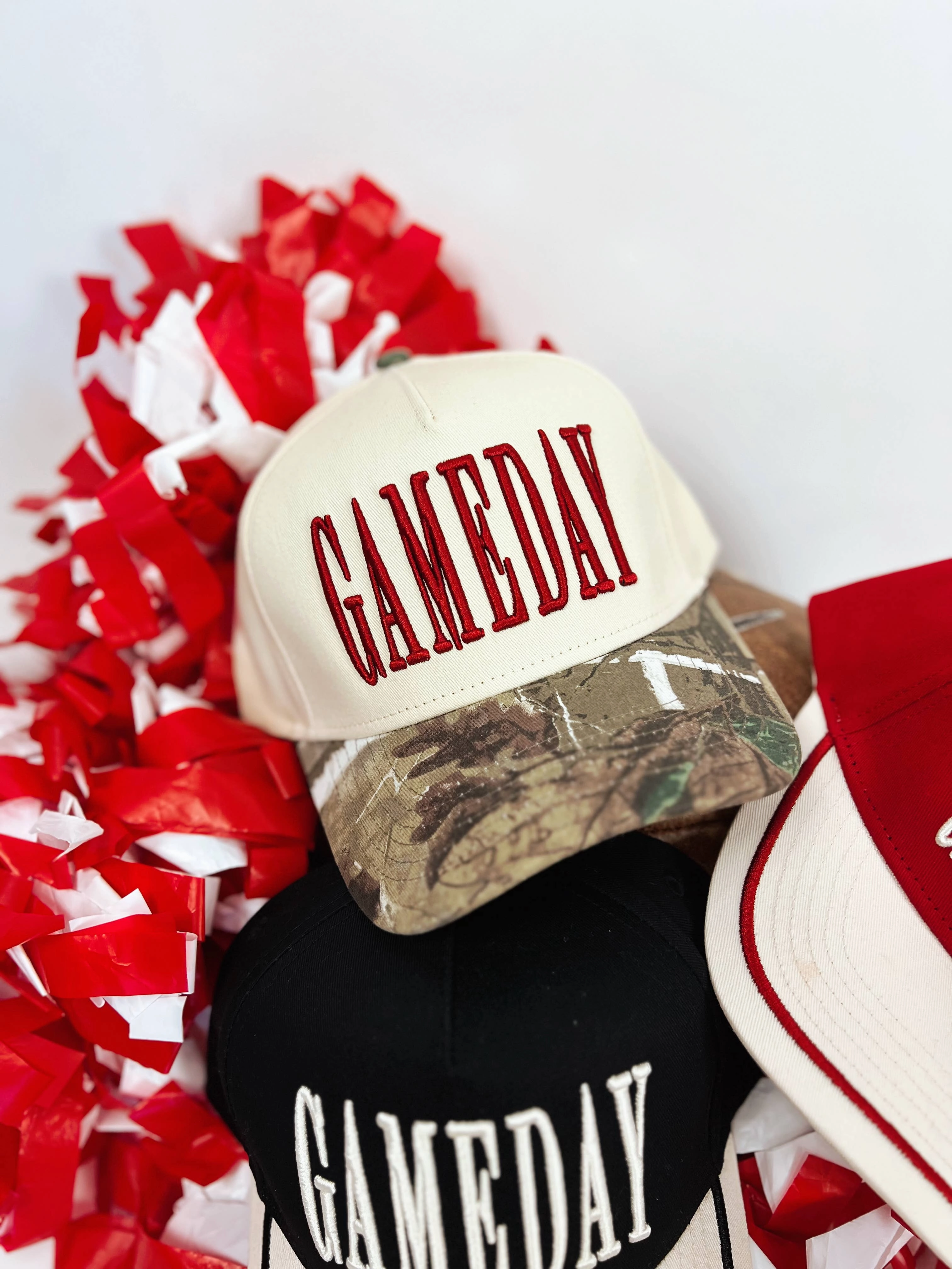 Multi Pocket Style GAMEDAY Vintage Trucker Hat-Camo