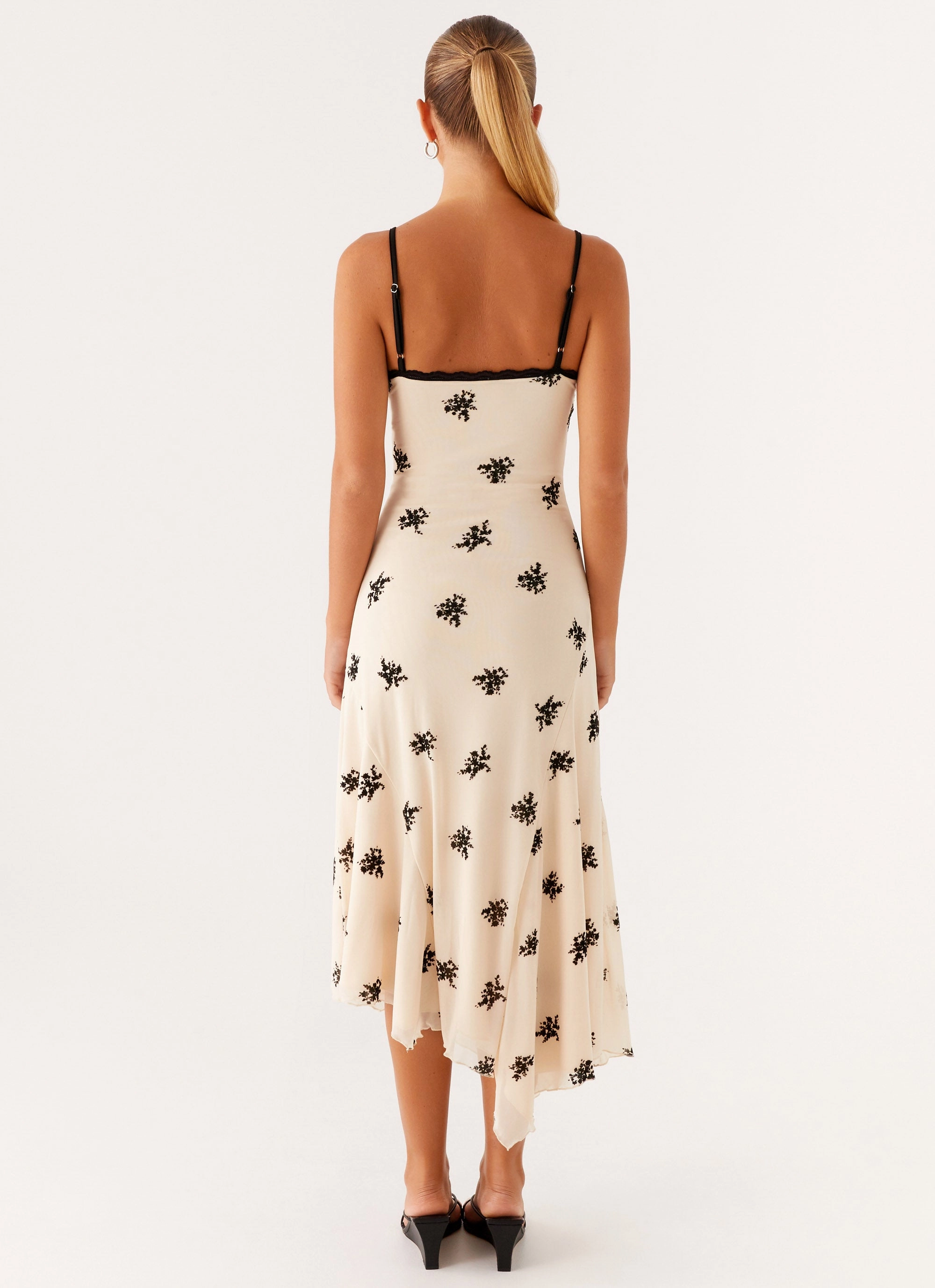 Amelia Midi Dress - Nude Balanced Mood