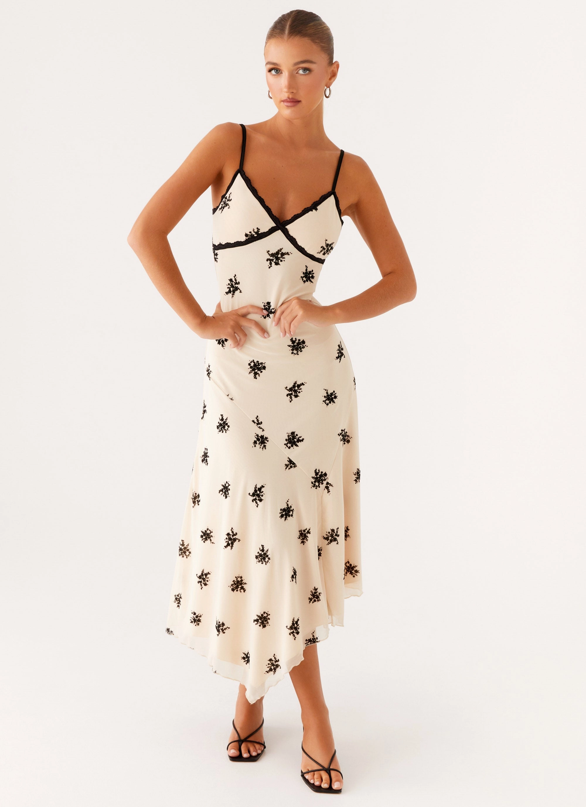 Amelia Midi Dress - Nude Timeless and Comfortable