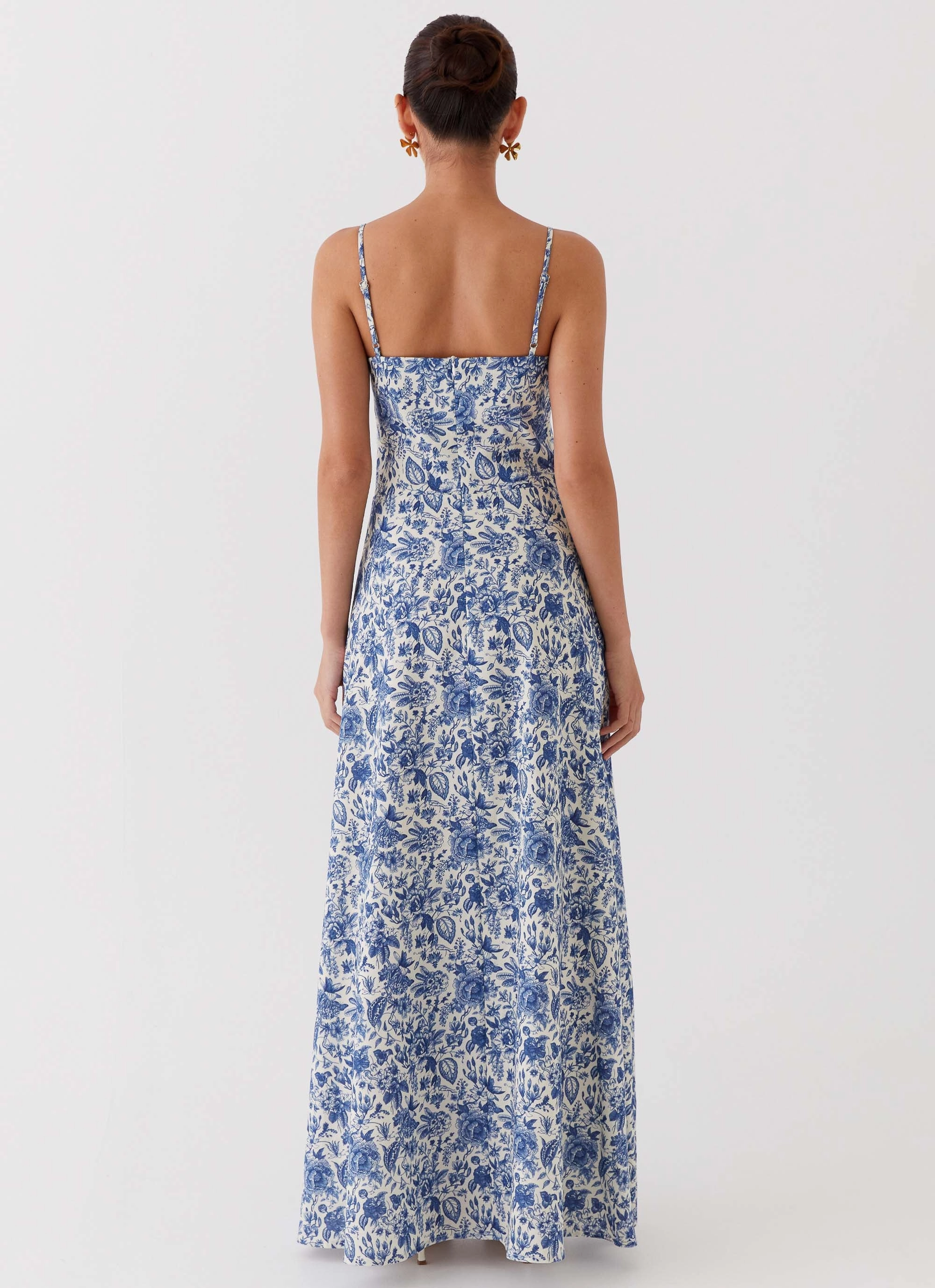 Angelina Linen Maxi Dress - Blue Paisley Street Mode Daily Chic