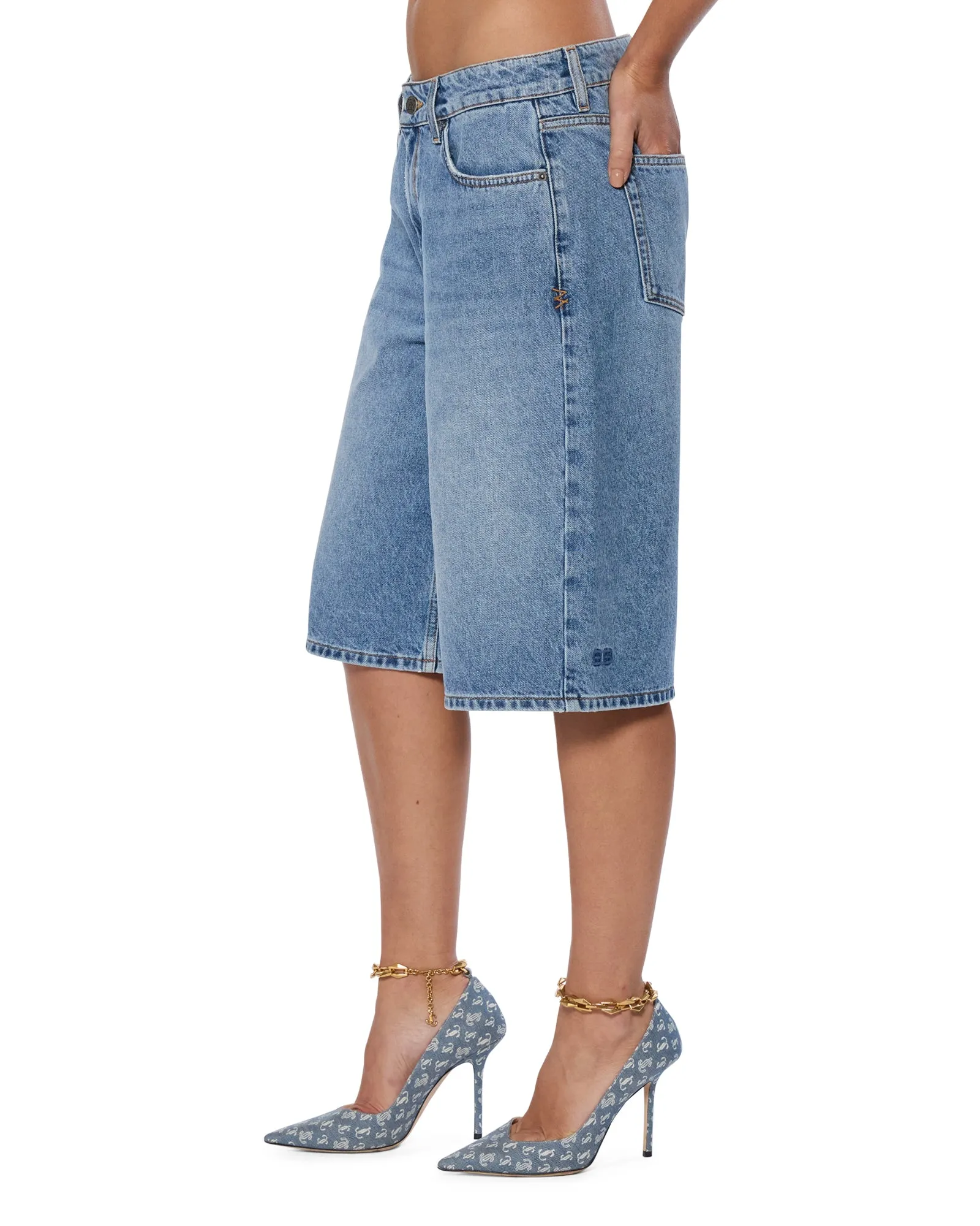 LOW RIDER SHORT SWEPT Four Way Stretch Material Light Fabric