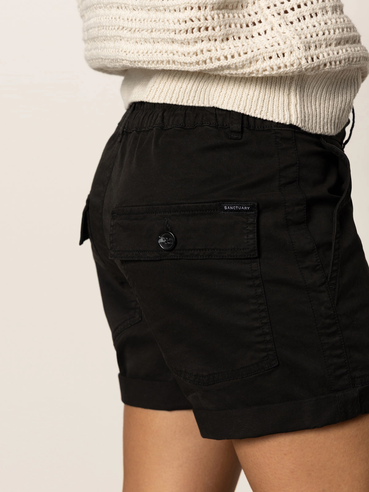 Cruiser Short Black Reversible Layering Tech