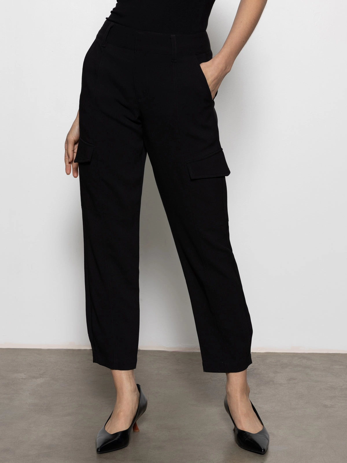Polished Standard Rise Cargo Pant Black Basic Wardrobe