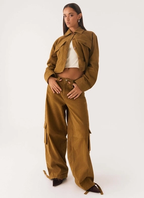 Solid shade Back In Time Cargo Pant - Brown