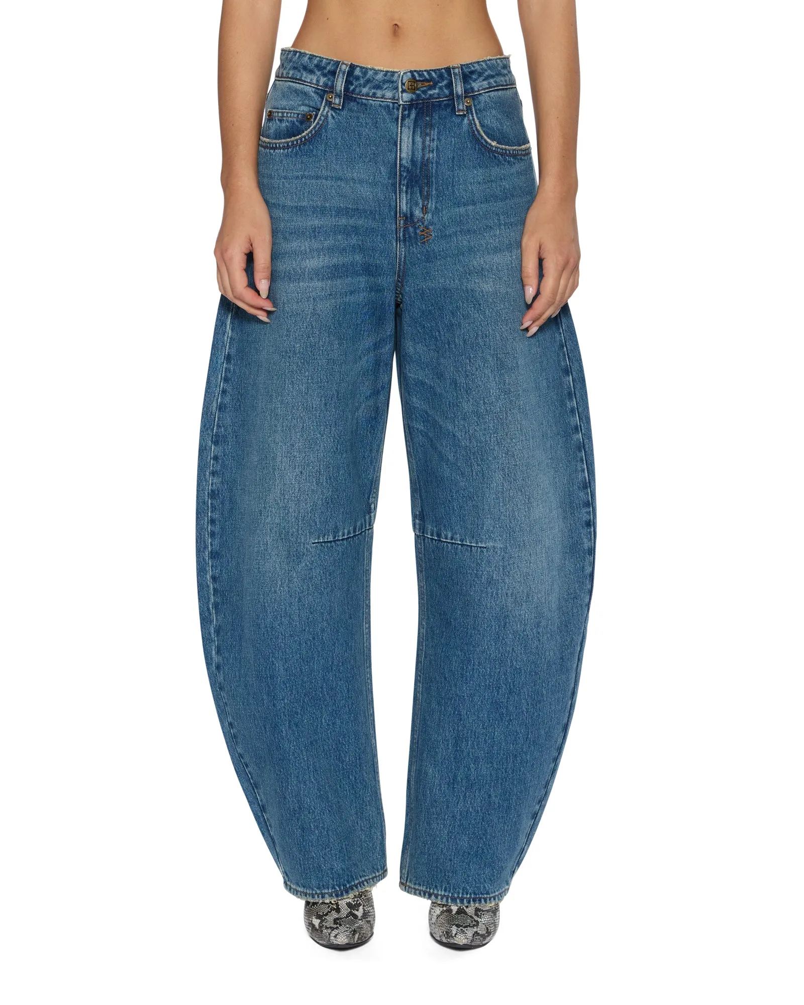 Simple Layers Durable Fabric BARREL JEAN AGED Clean Wear