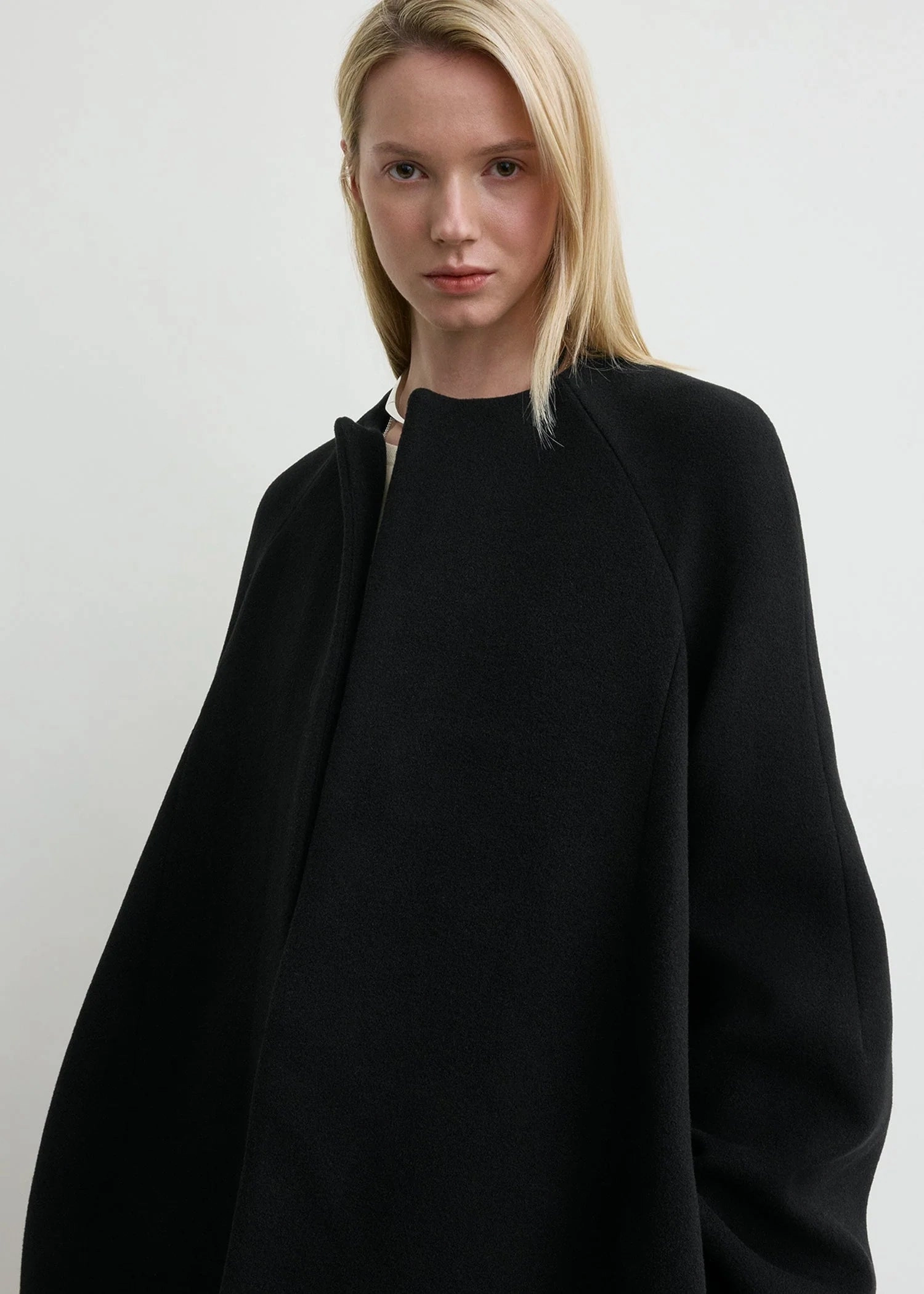 Indoor Layer Bell-Sleeve Jacket in Black