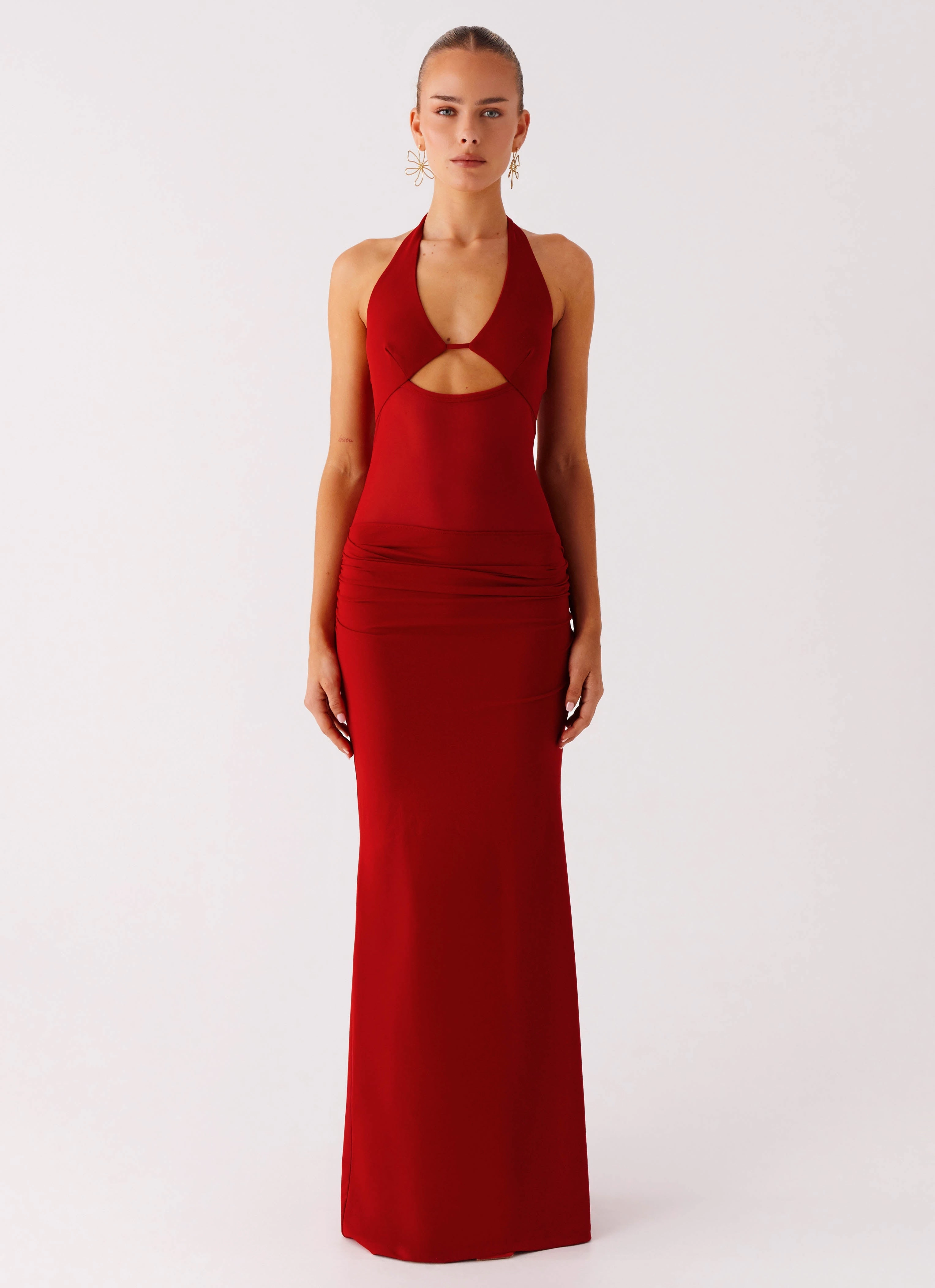 Billen Halter Maxi Dress - Red Subtle Flex All Day Look