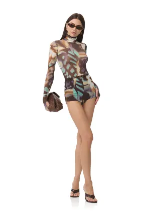 Wrinkle Resistant Yves Hot Short - Feather Swirl