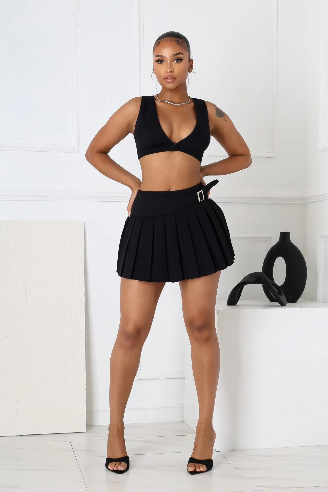 Black Current Pleated Mini Skirt Basic Feel Preppy Style