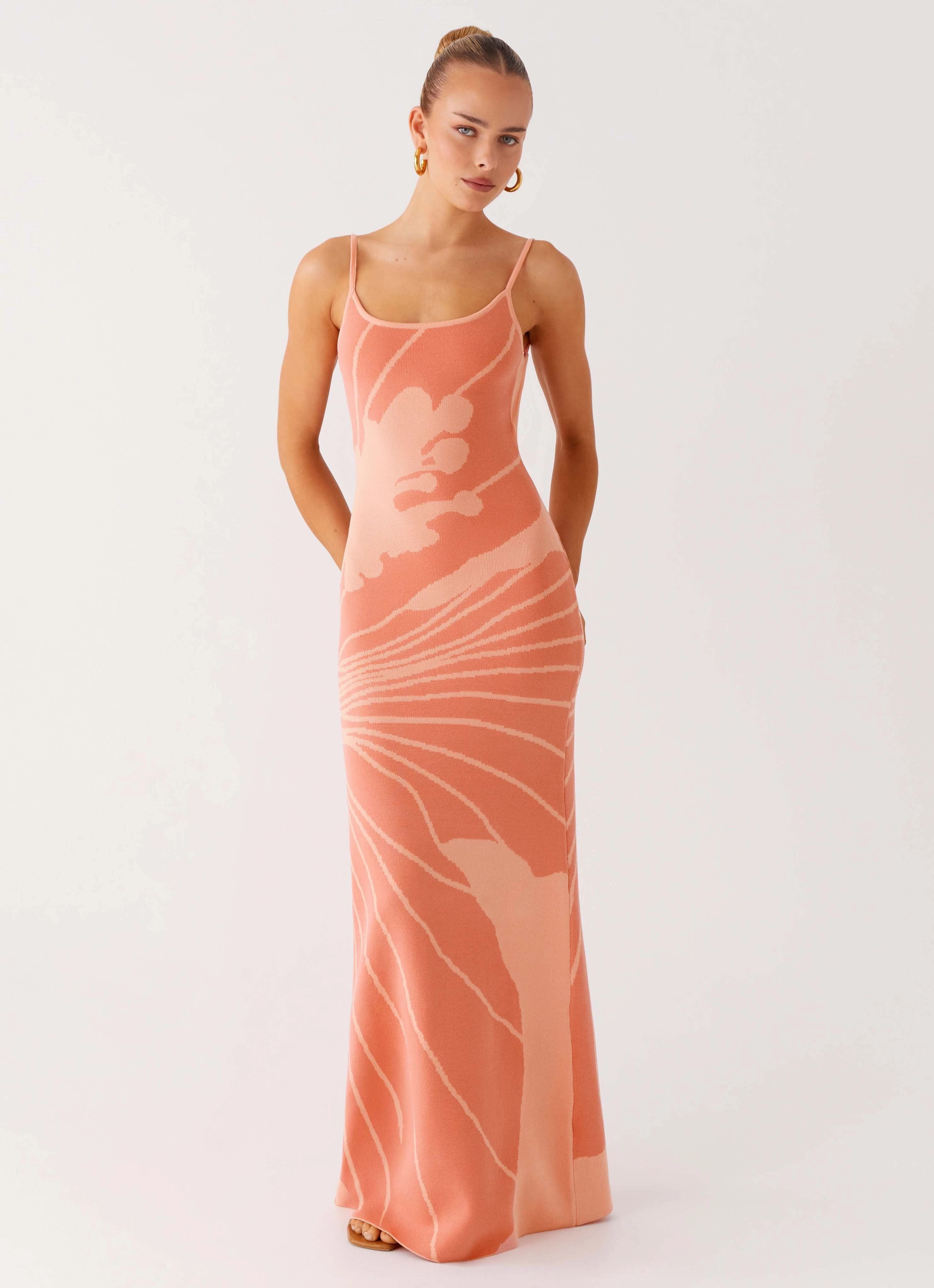 Bliss View Knit Maxi Dress - Peach Understated Charm