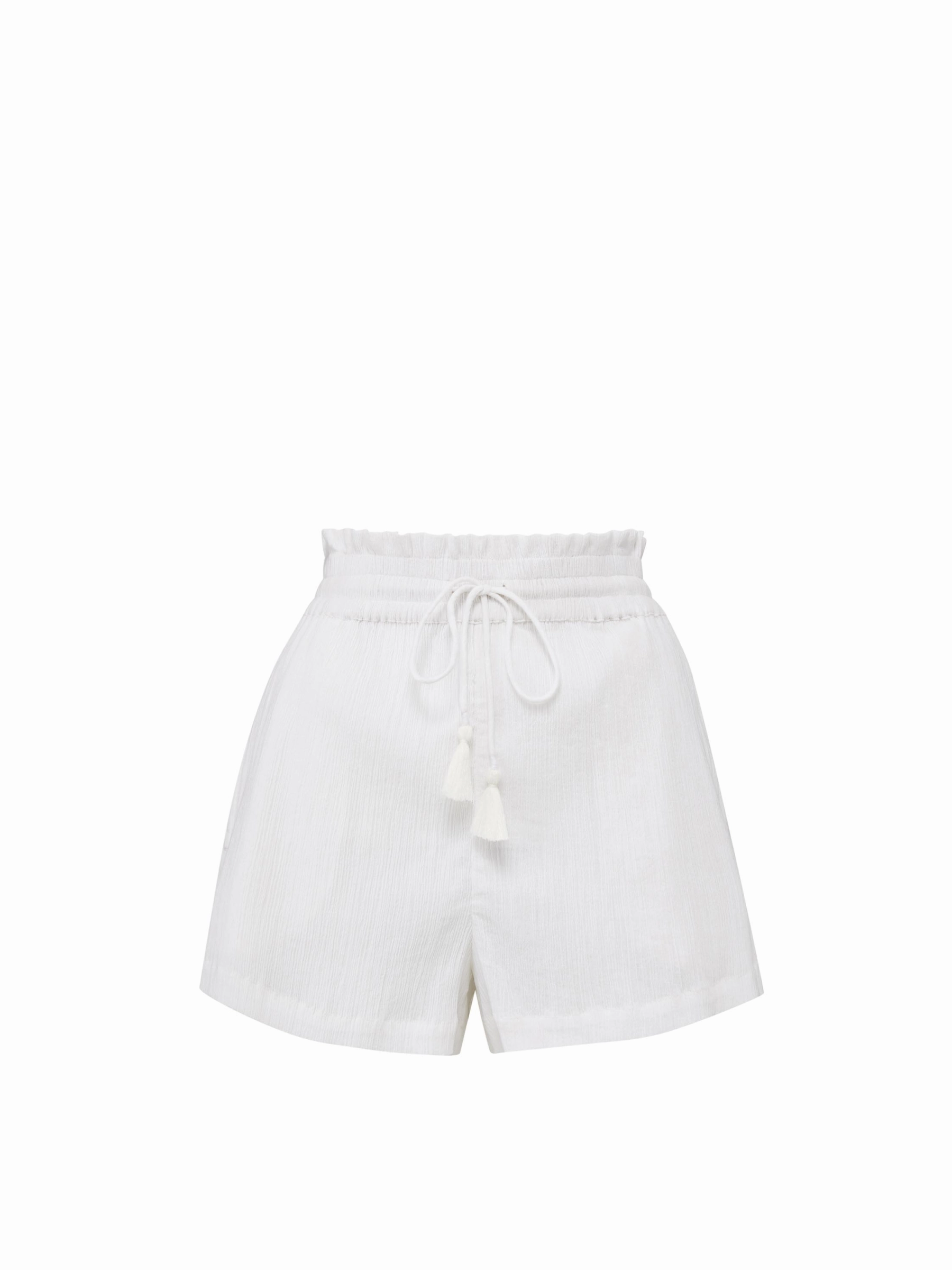 Vicki Shorts In Fresh White Low-rise style Layer Comfort