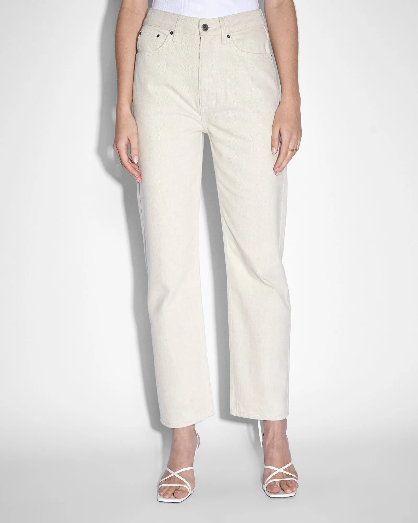 BROOKLYN JEAN ECRU Simple Detail
