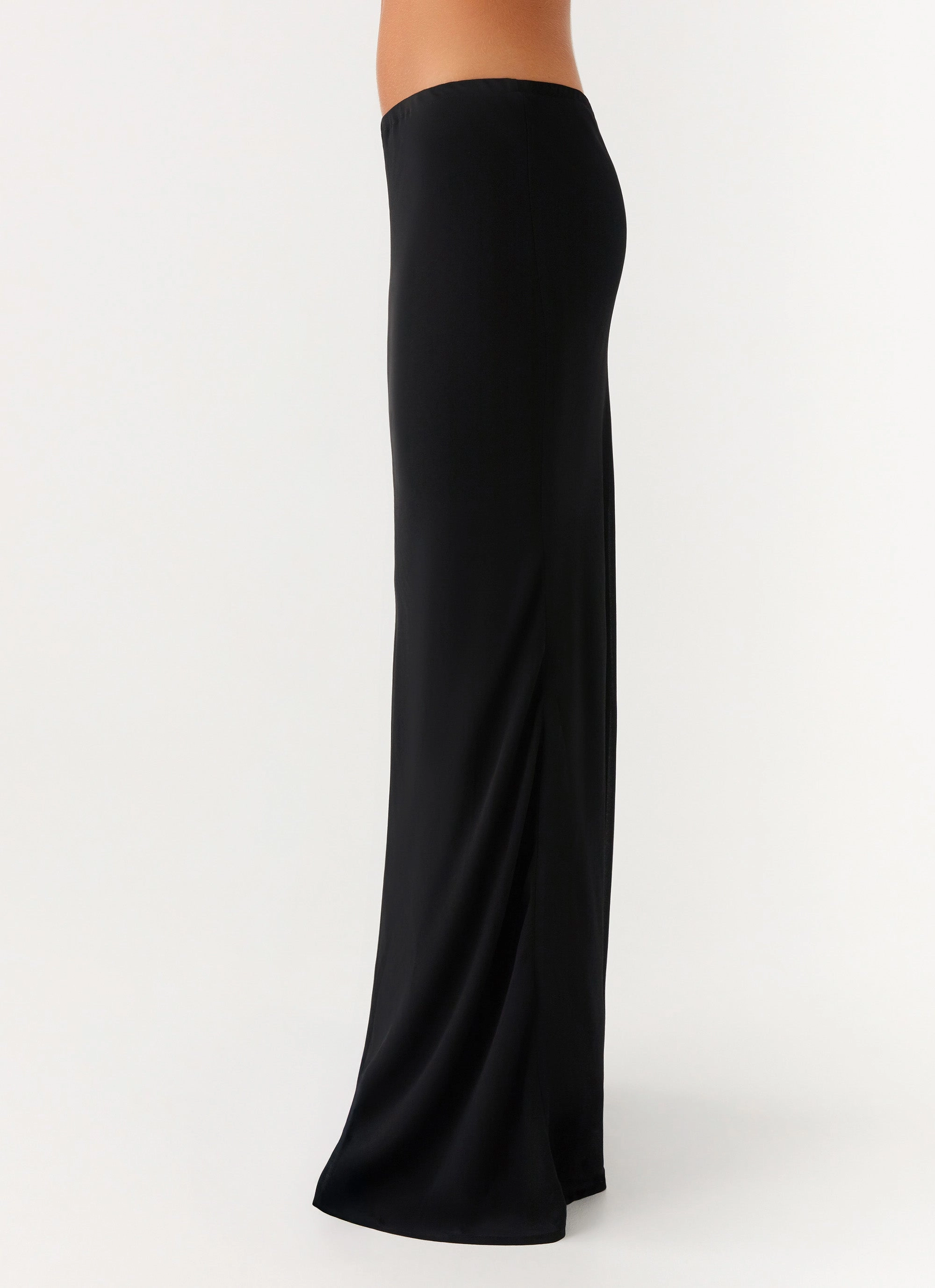 Canyon Chiffon Maxi Skirt - Black light colors