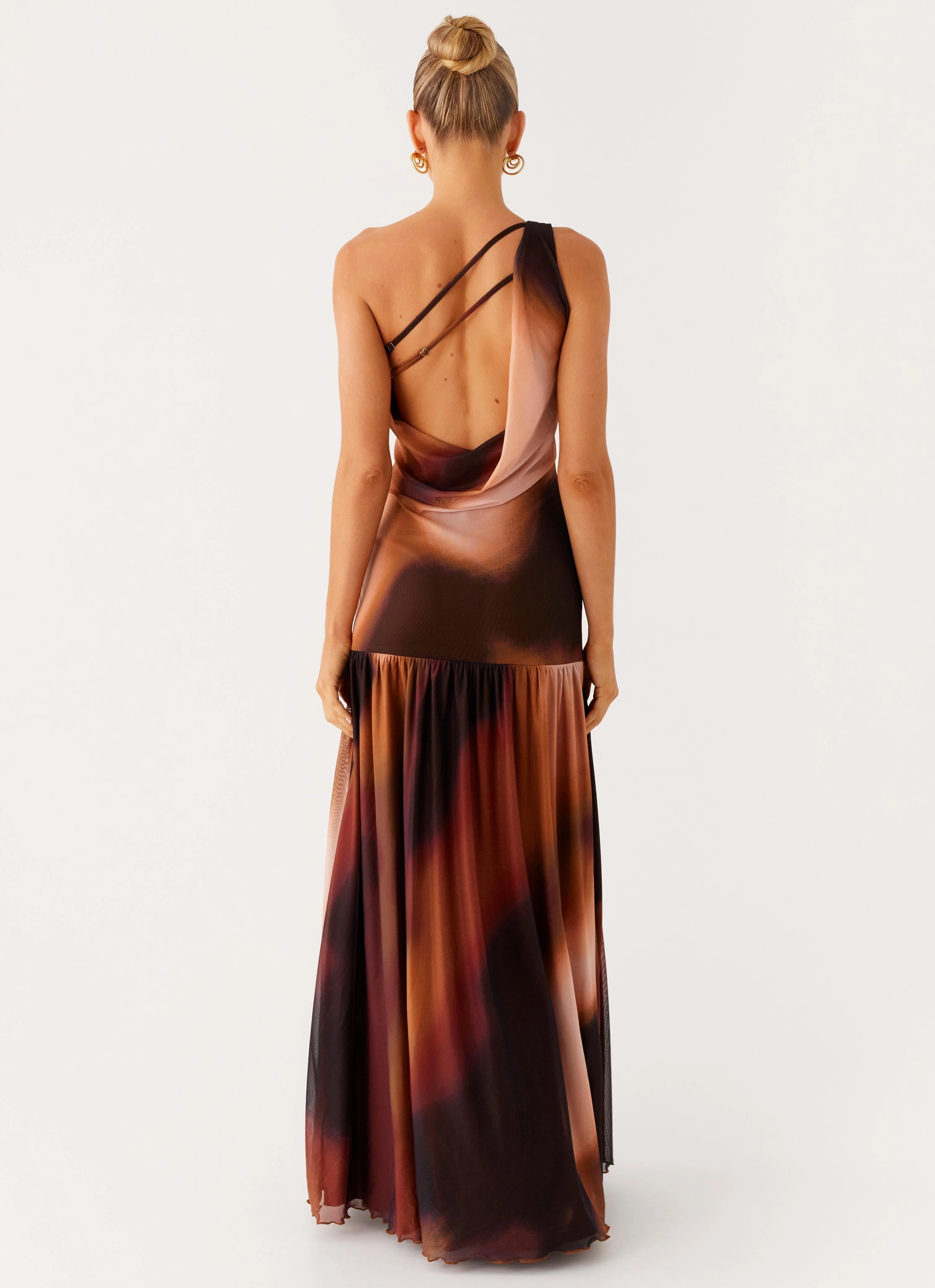 Timeless Layering Contemporary Look Carlina Maxi Dress - Black Gradient