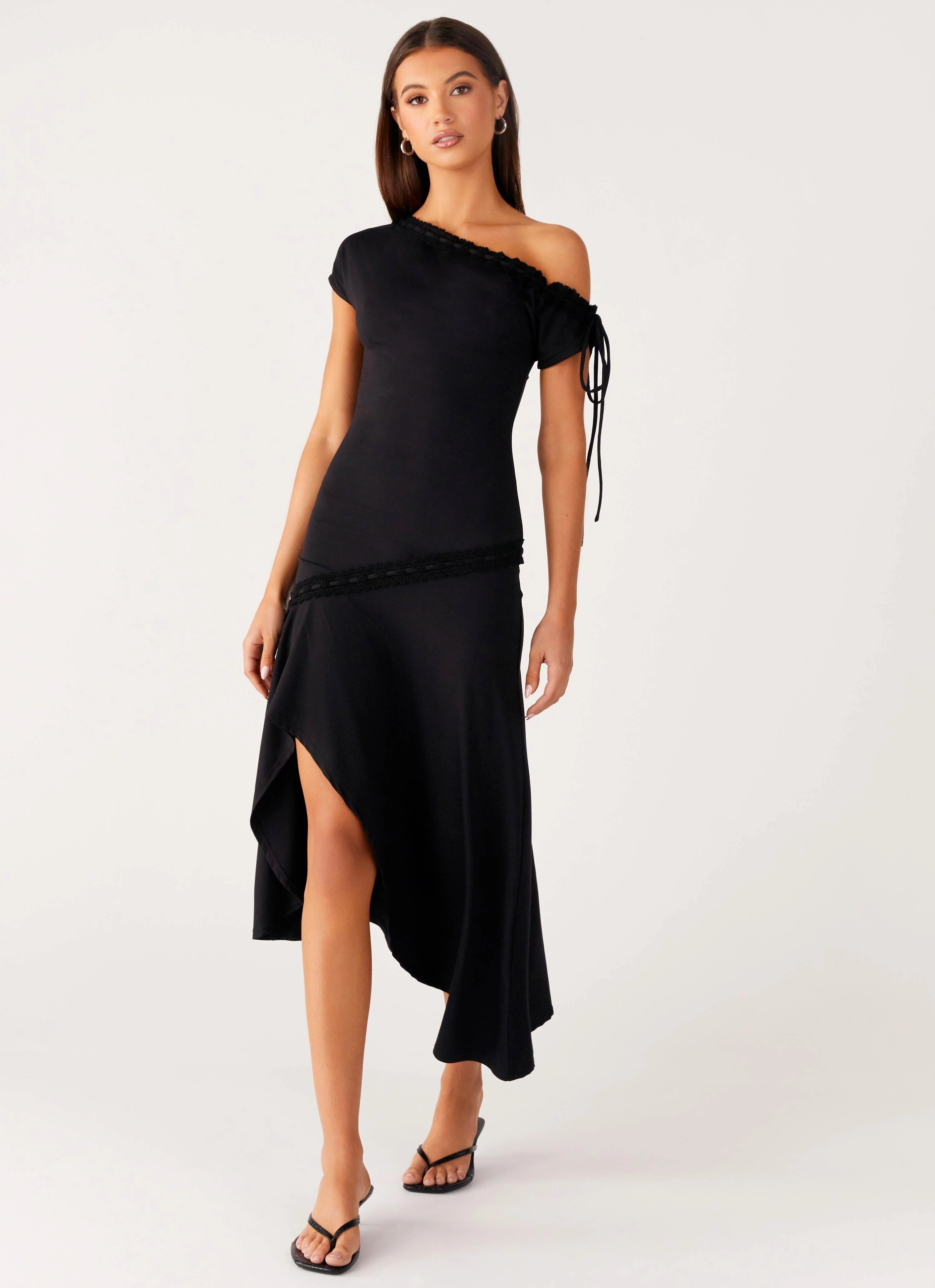 Downtown Midi Dress - Black Weekend Look Panelled-Design