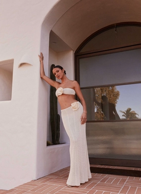 Kelcie Rose Crochet Maxi Skirt - Ivory Clean Style Fashion Collab