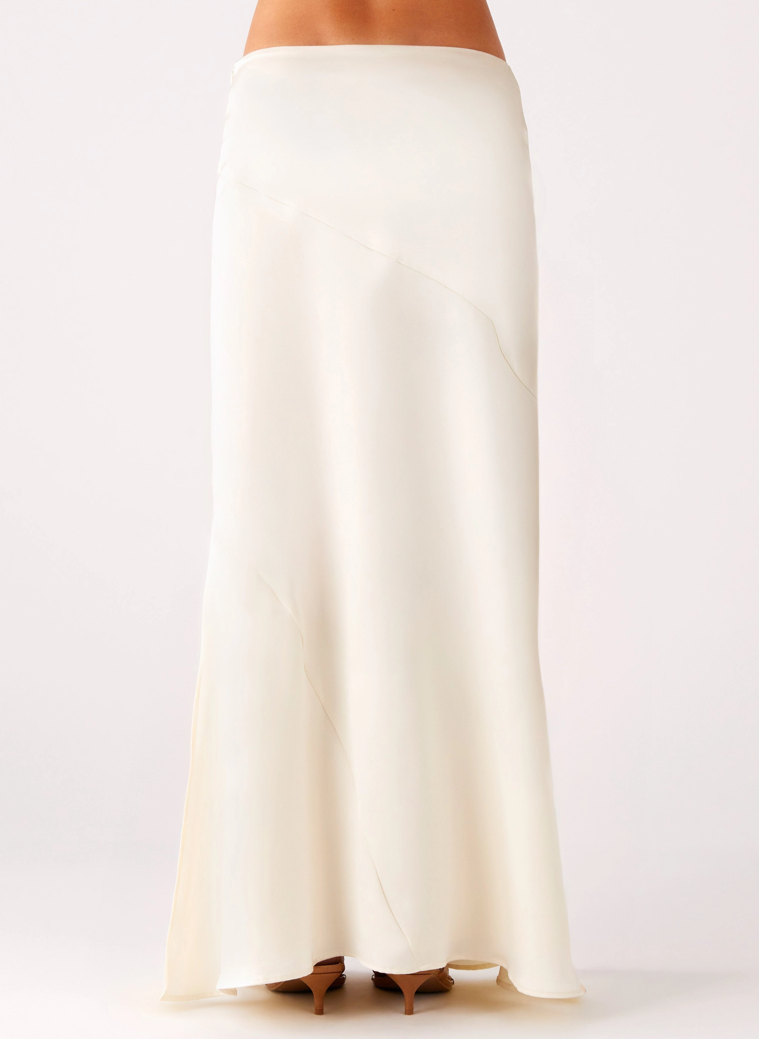 Chandra Maxi Skirt - Ivory Laidback Mood Thermal Regulating