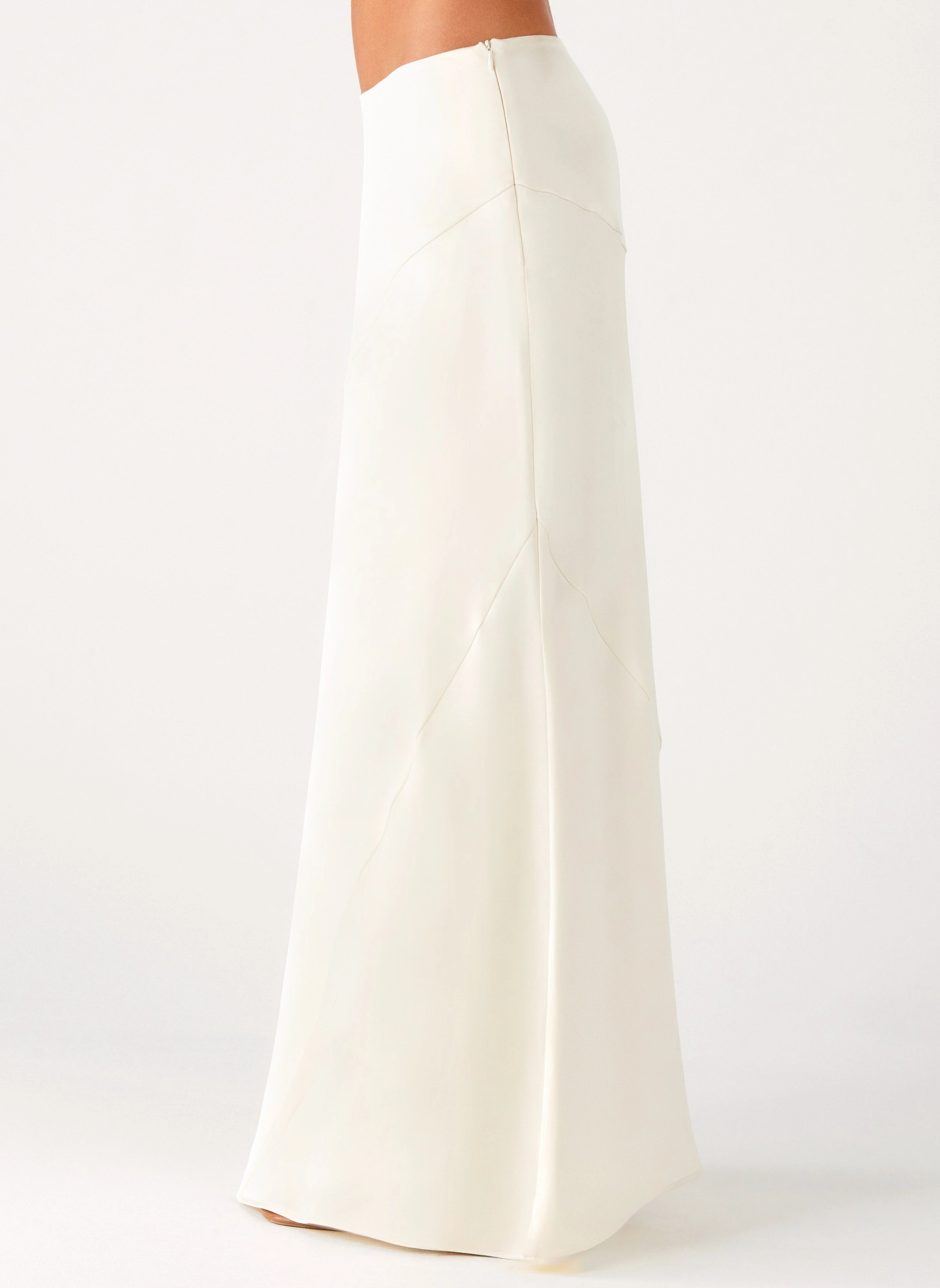 Chandra Maxi Skirt - Ivory Chic Wear Dynamic Flex Panels