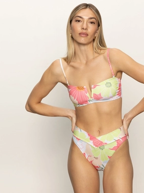 Charming Floral V-Wire Bandeau Bikini Top White elegant design