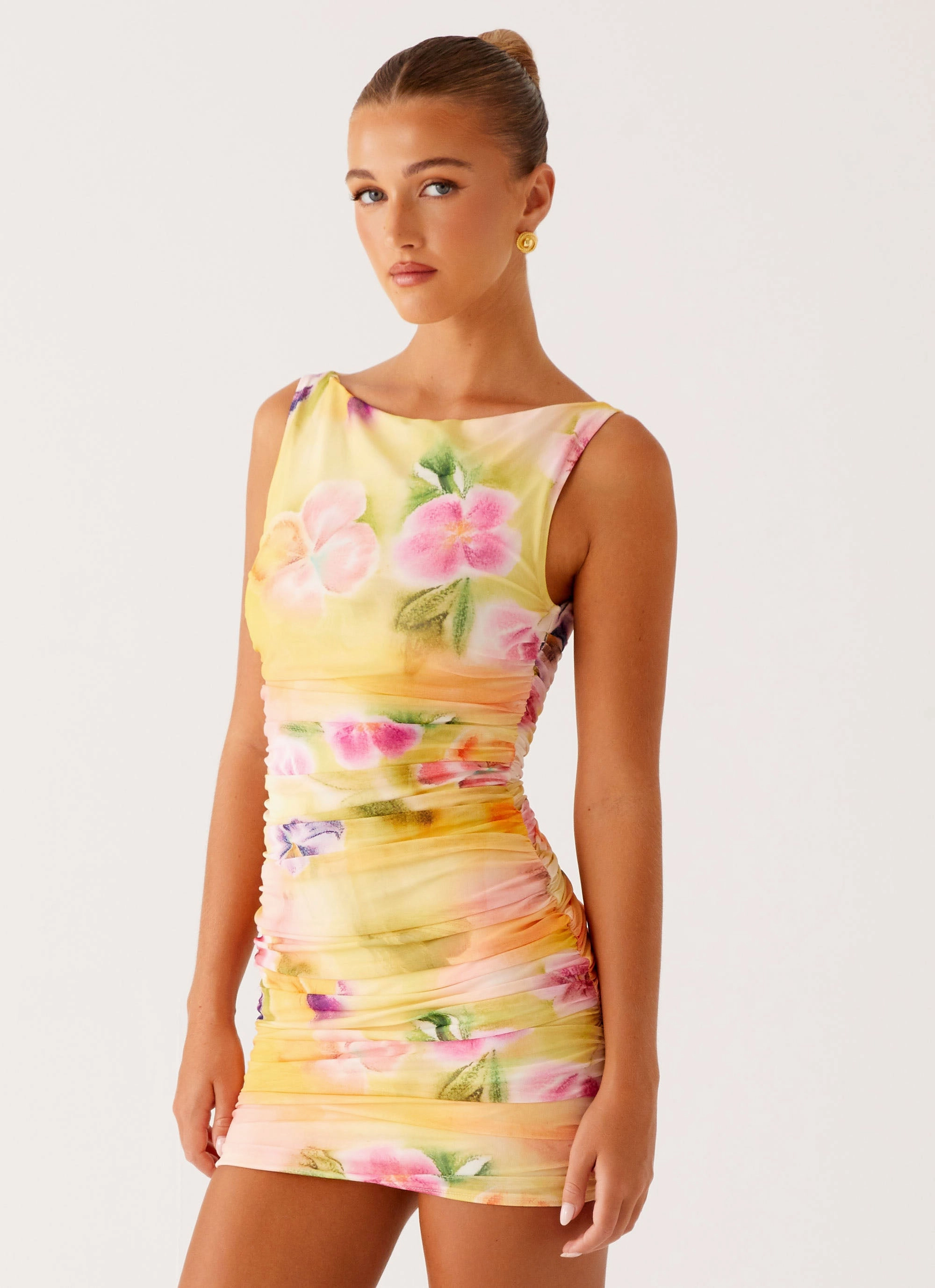 Yennifer Mini Dress - Sunburst Floral Light Outfit Casual and Stylish