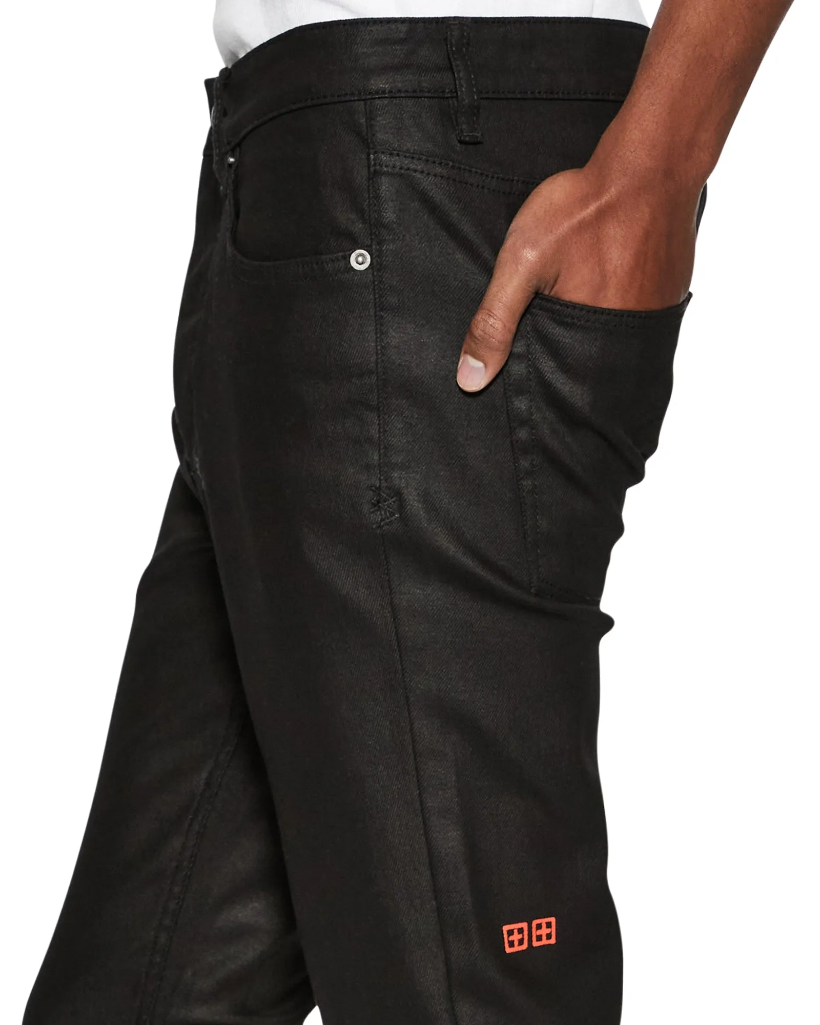 CHITCH BLACK WAX Outfit Essential