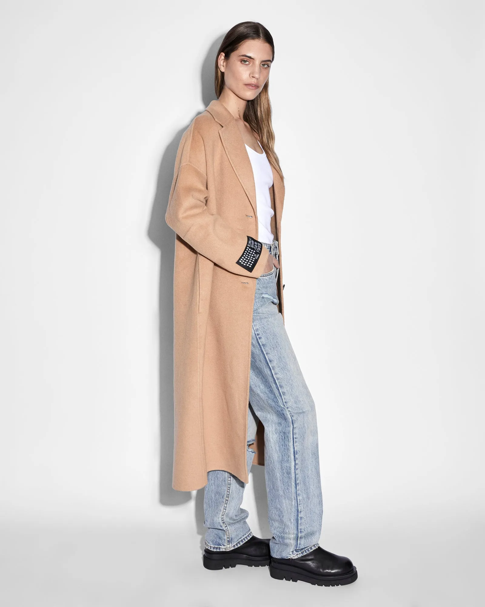 Secure Closures KAMILLE COAT LATTE