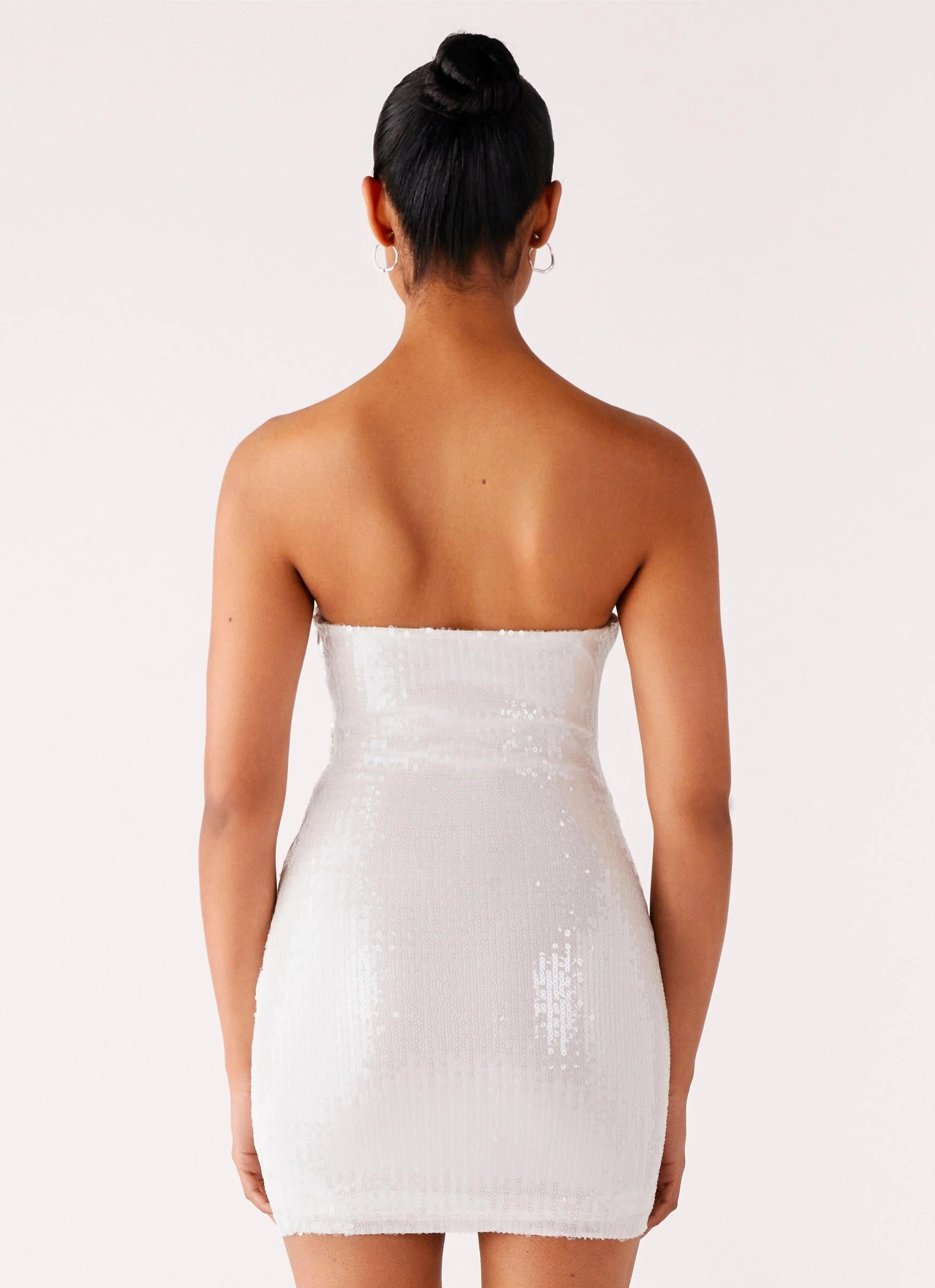 Clyra Sequin Mini Dress - Ivory Vibrant Edge Silky Silhouette