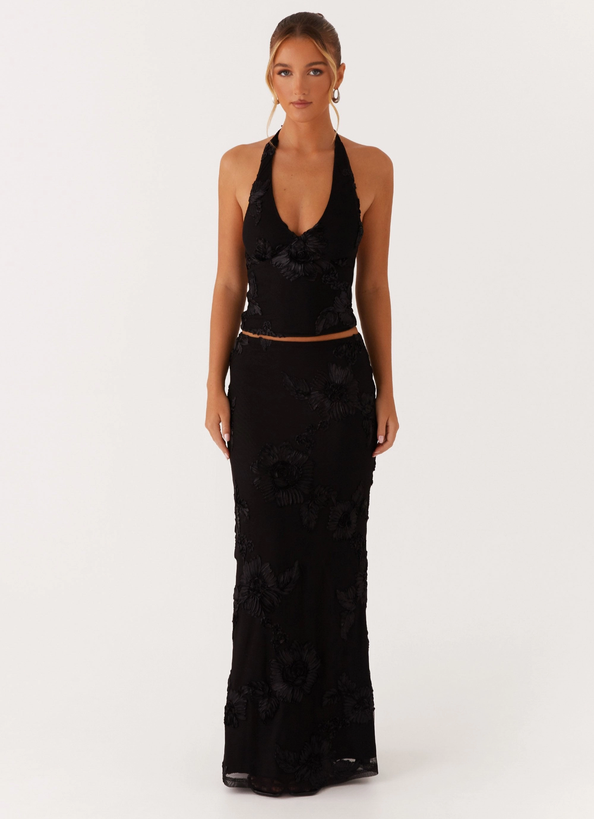 Crisp Fit Radiate Maxi Skirt - Black