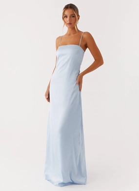 Aster Bloom Maxi Dress - Blue Chilly Day Wear Trend Fit