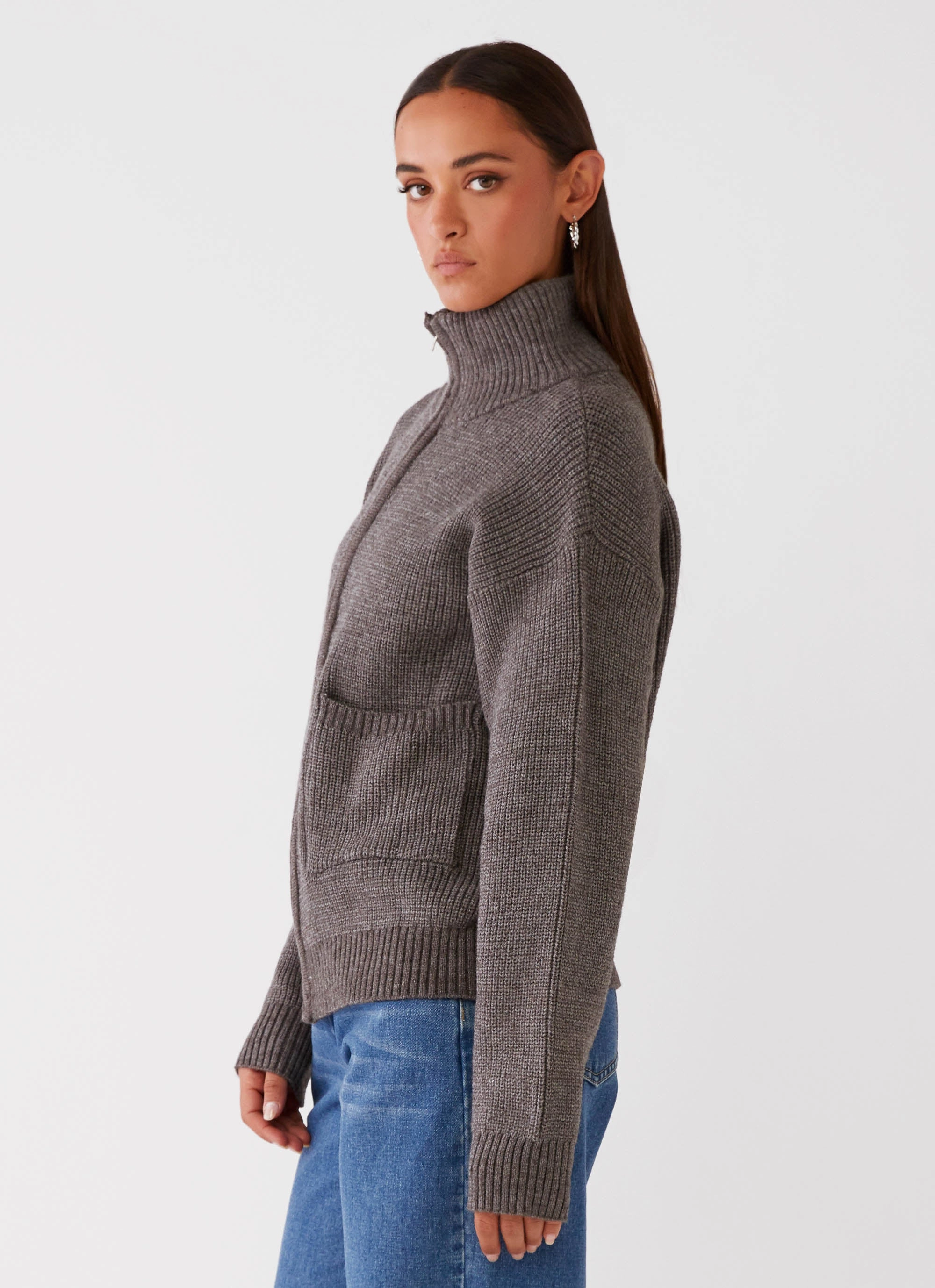 Common Ground Oversized Zip Cardigan - Charcoal City Layer Style Warmth Retention Technology
