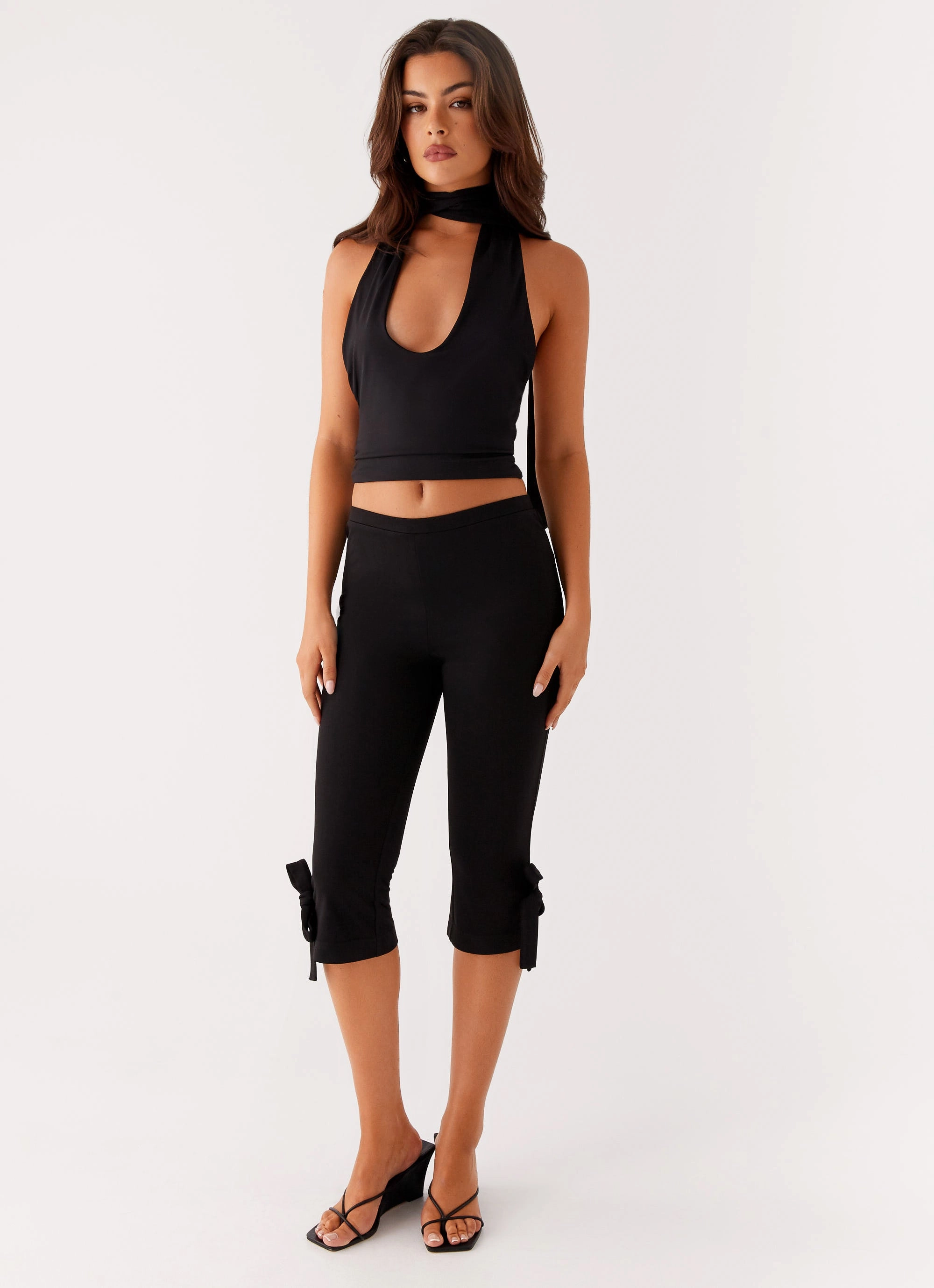 Takeover Capri Pants - Black CompressionSupport DoubleLayeredFabric