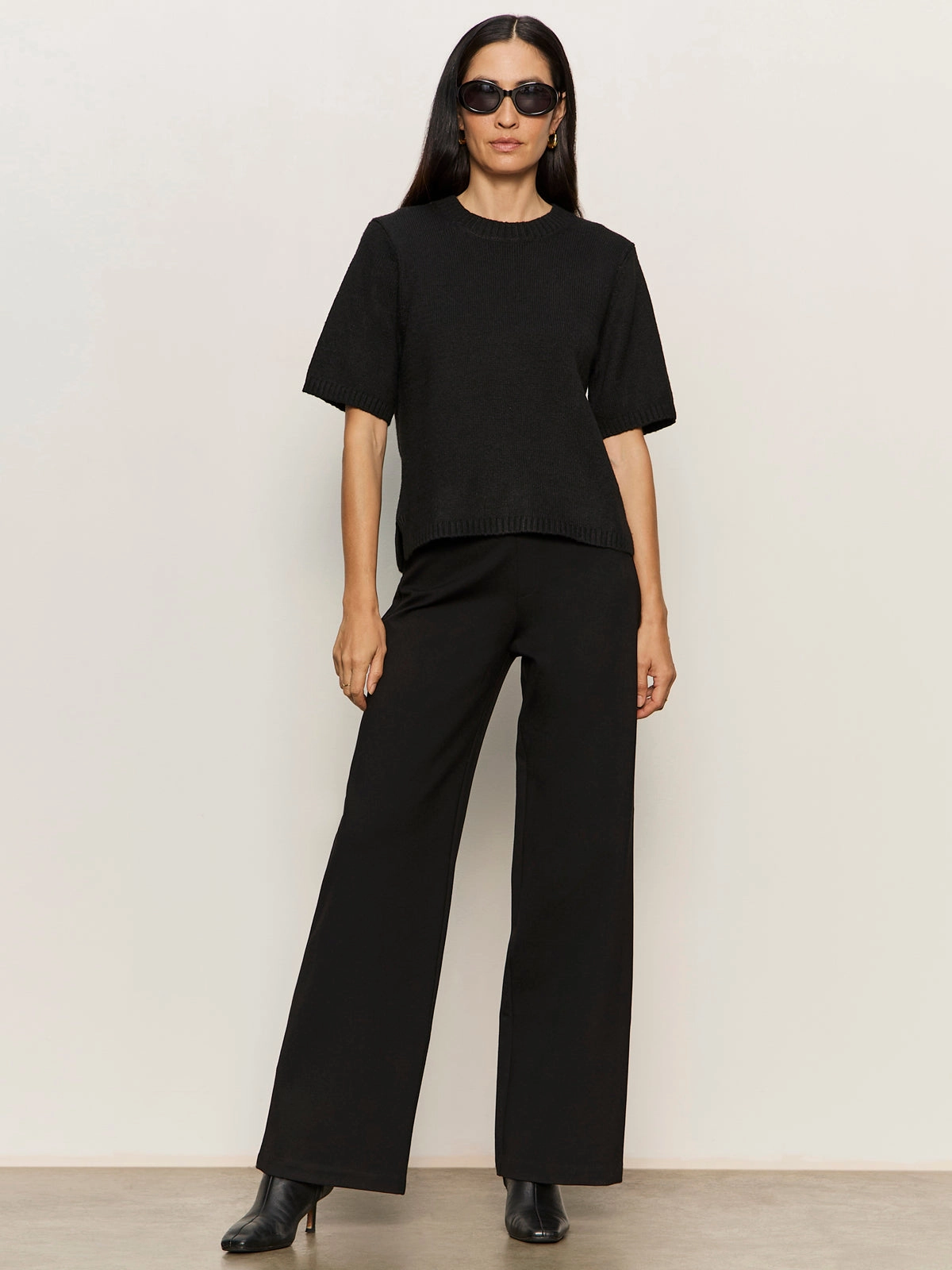 Perfect Sweater Tee Black AntiStatic Weave Recycled Material Blend