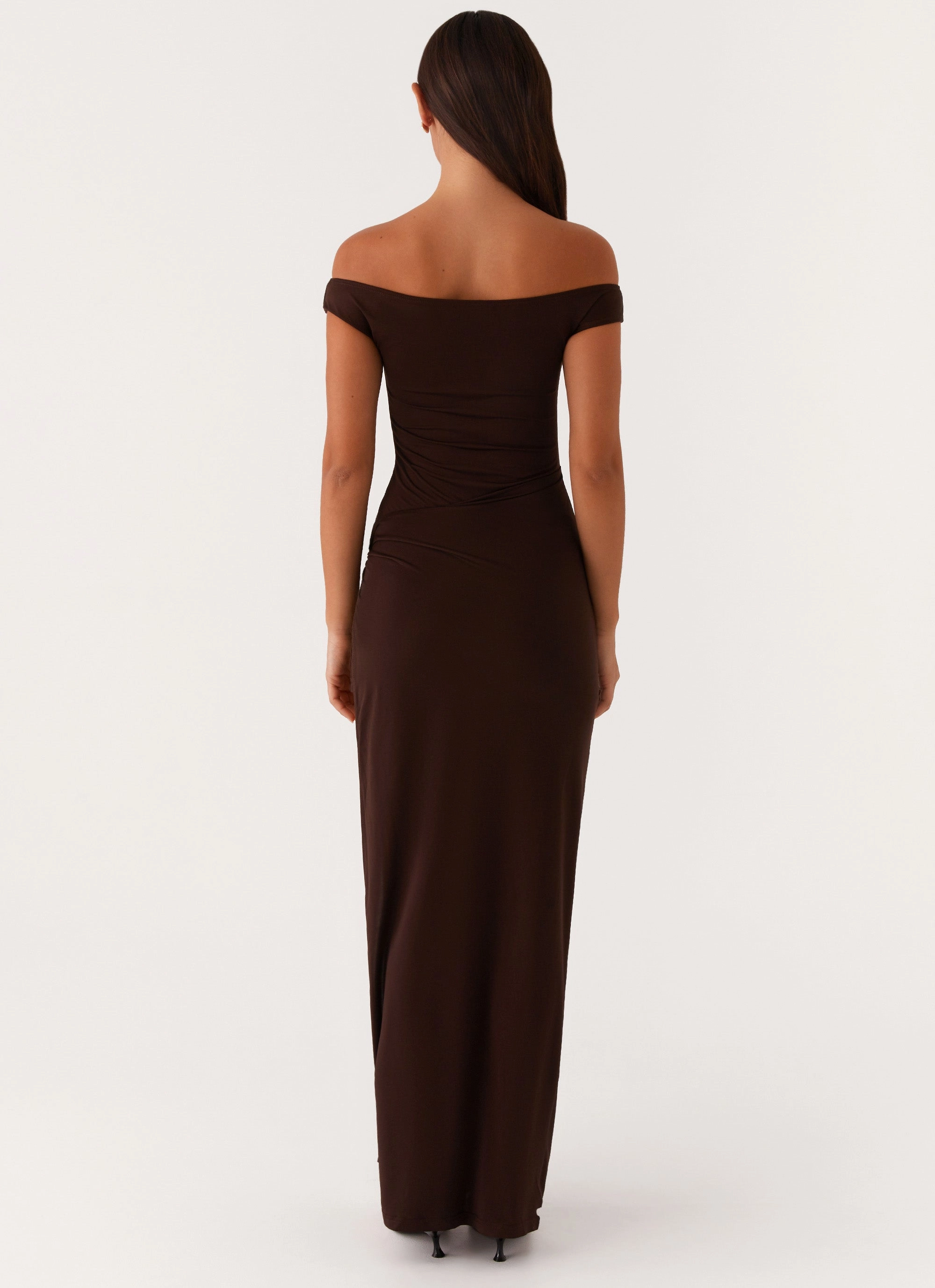 Sleek long-sleeve dress Amerie Maxi Dress - Chocolate