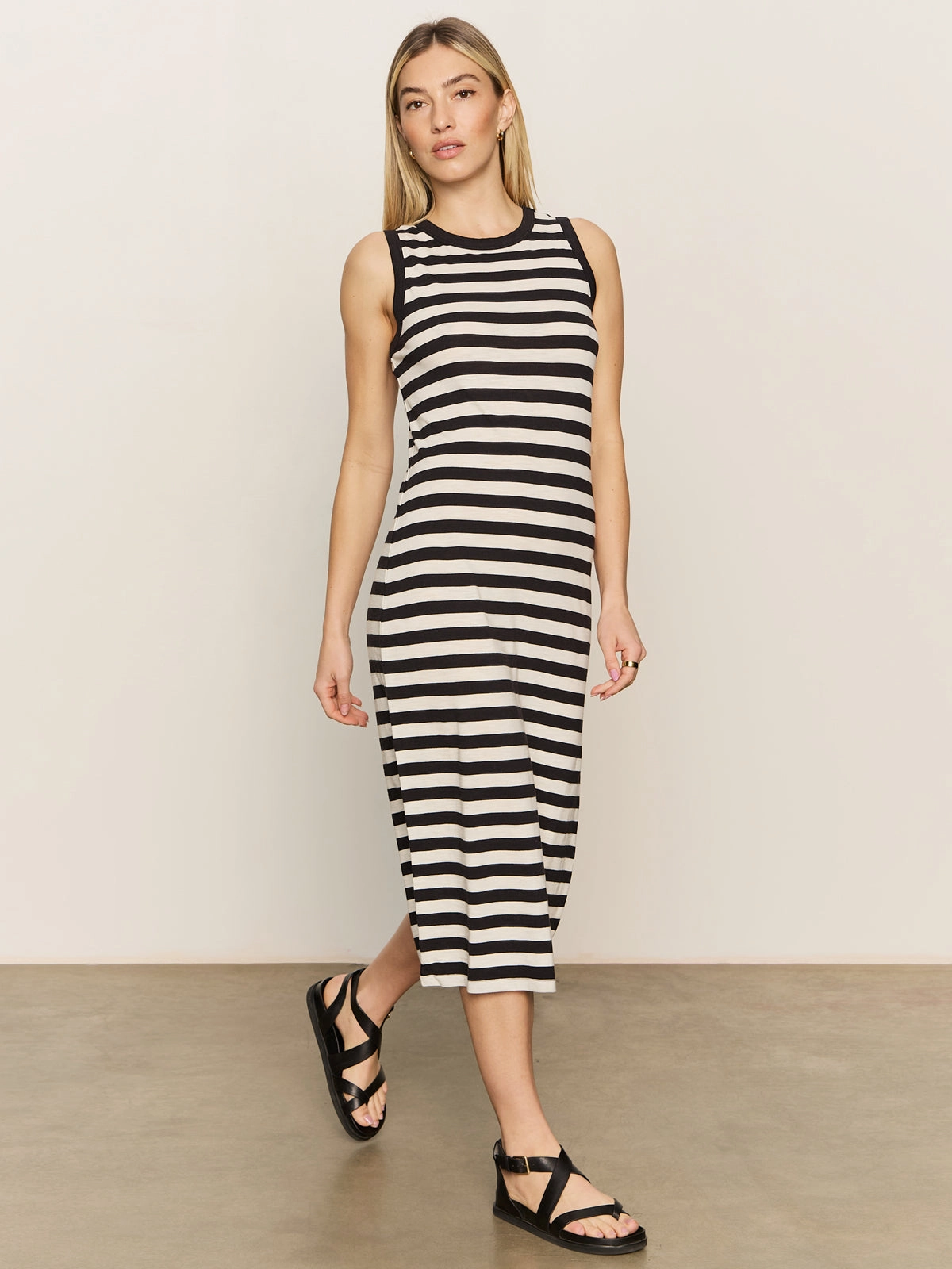 FlatlockSeamTechnique Contrast Trim Maxi Dress Black Macrame Stripe