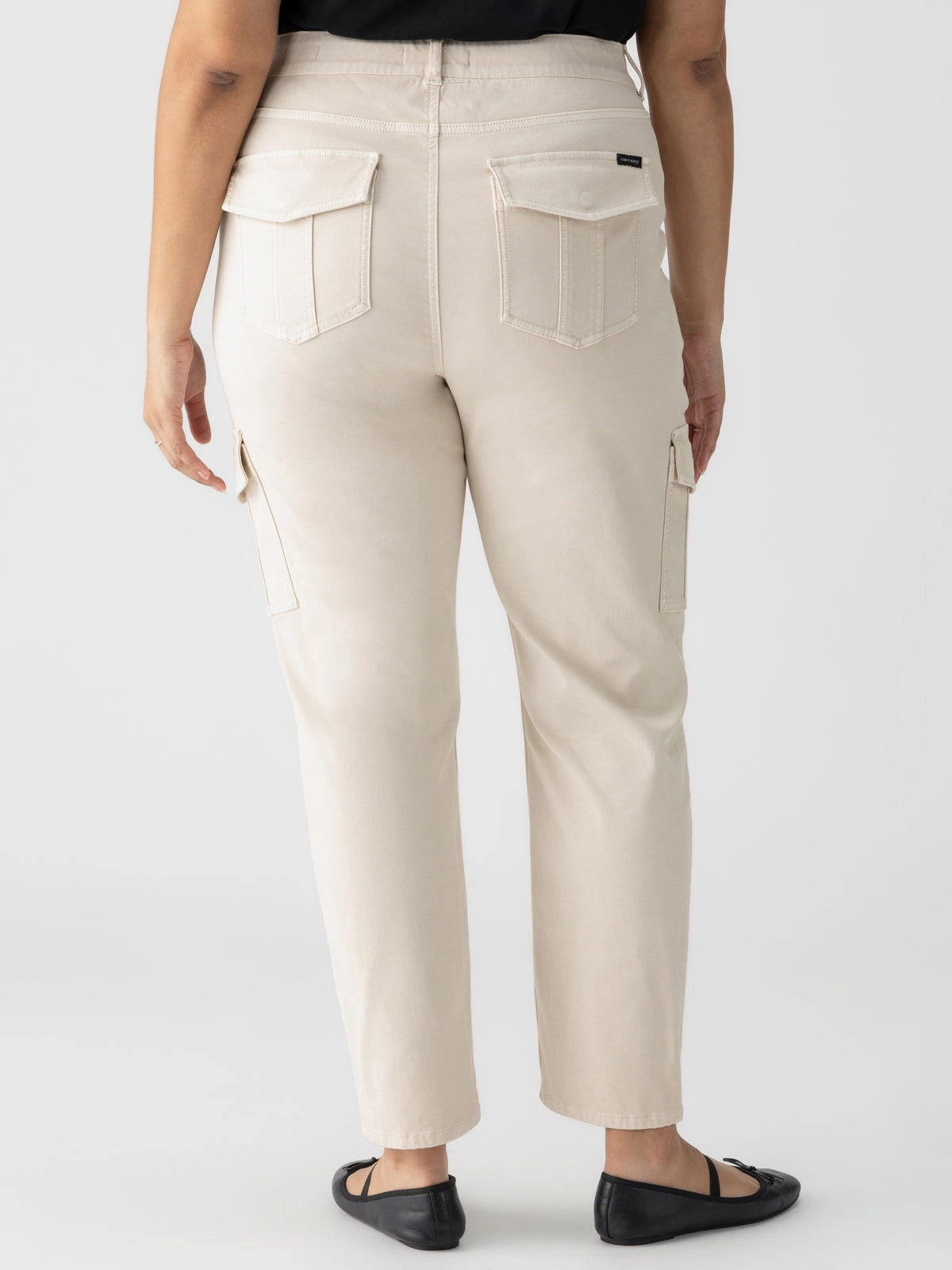 Sculpted Hayden Cargo Standard Rise Pant Toasted Almond Extended Sizing WrinkleResistant Fabric