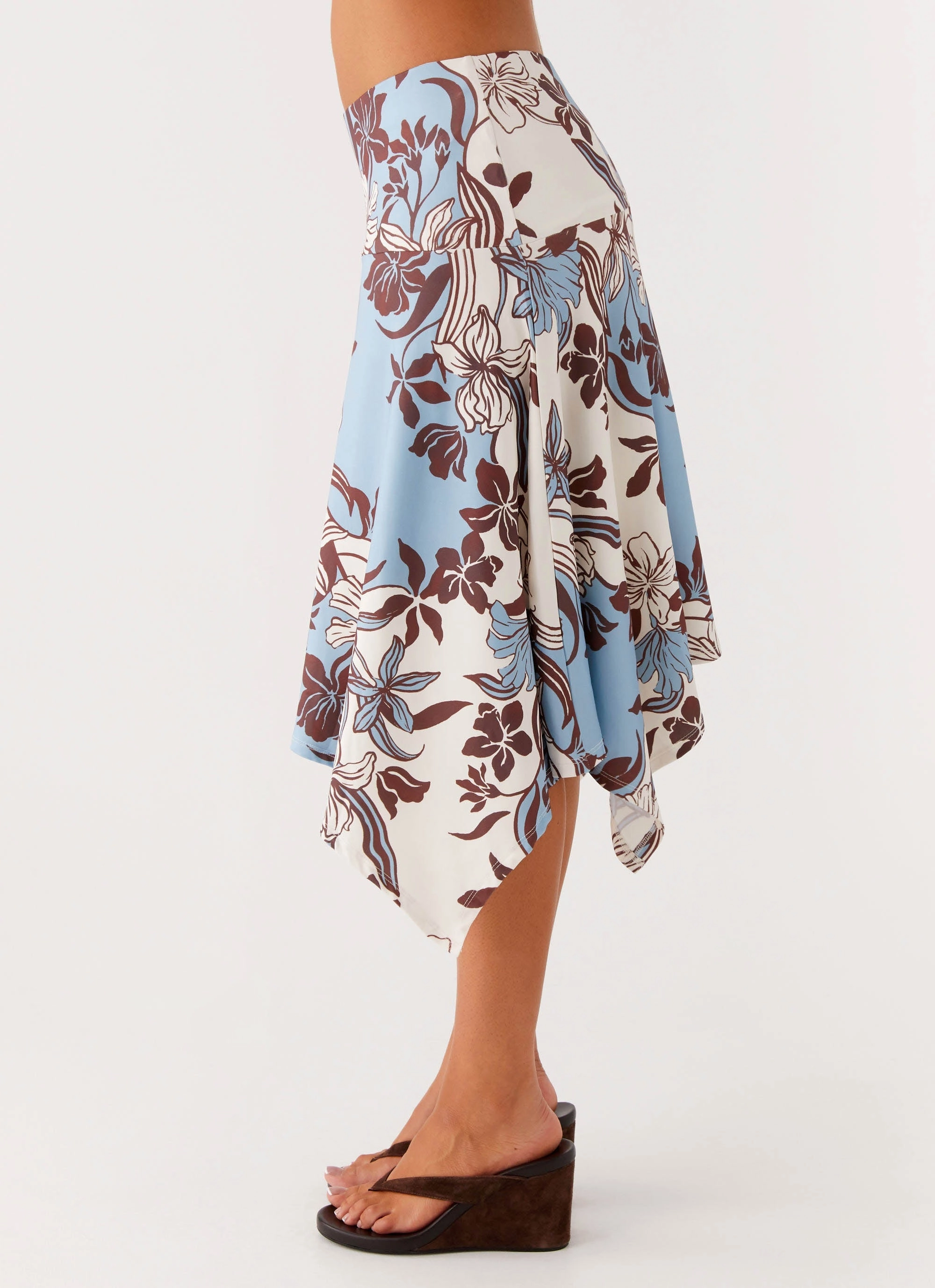 Bold Details Skye Midi Skirt - Bluewood Blossom