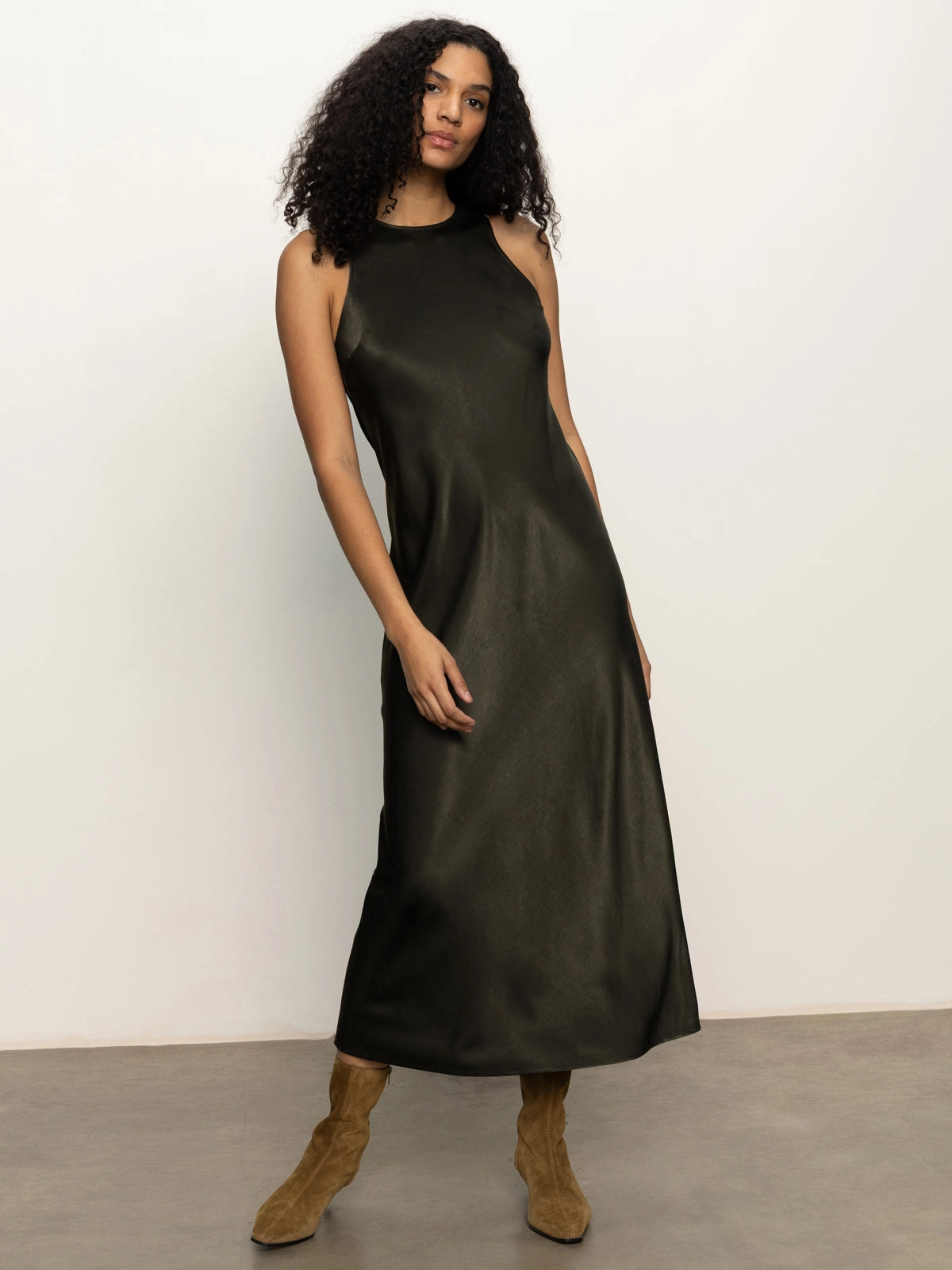 Everyday Satin Dress Black Olive SublimatedPrint CompressionFit