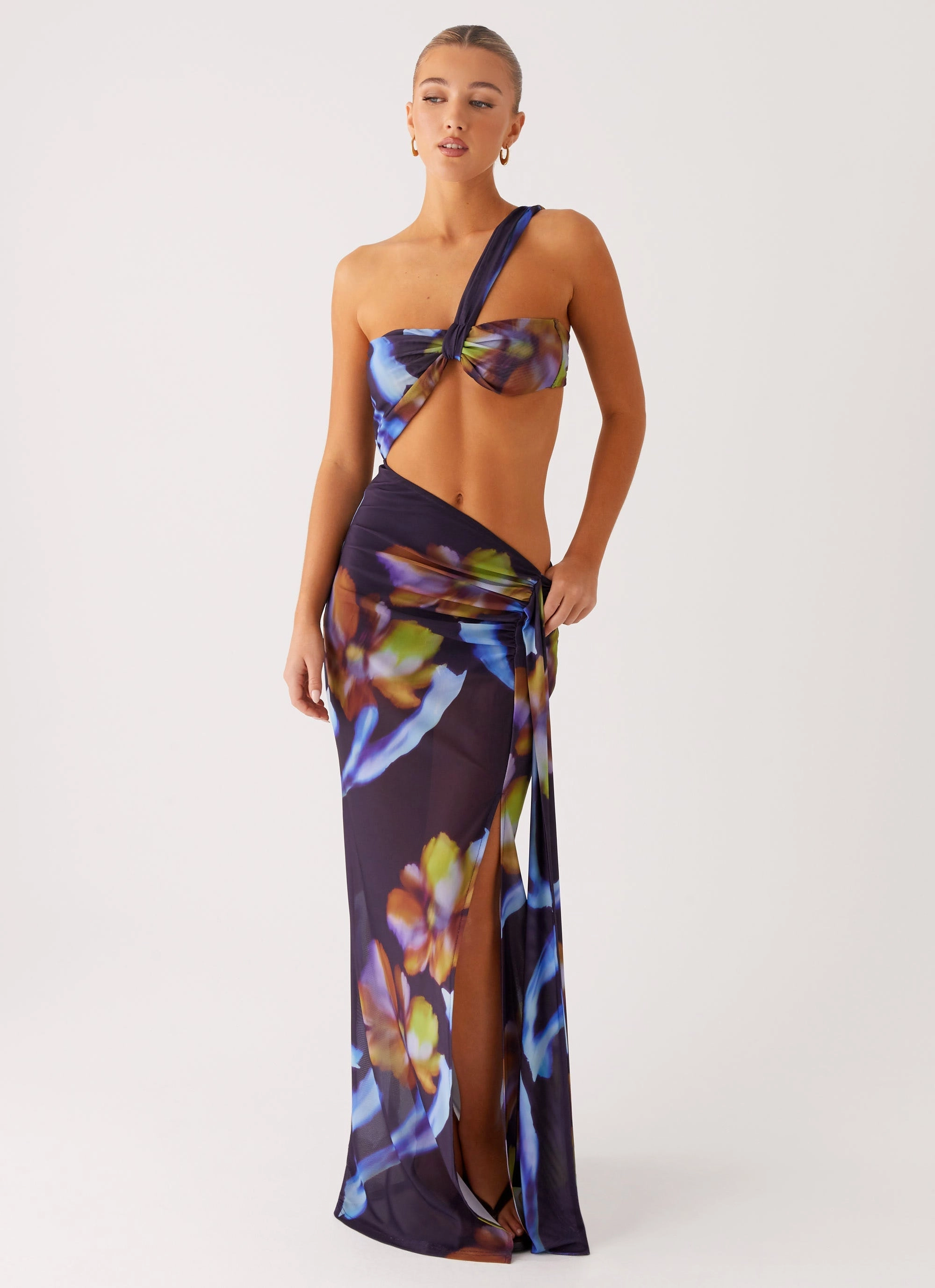 Costa Rica Maxi Dress - Dark Floral Casual Tone MoistureWickingTechnology