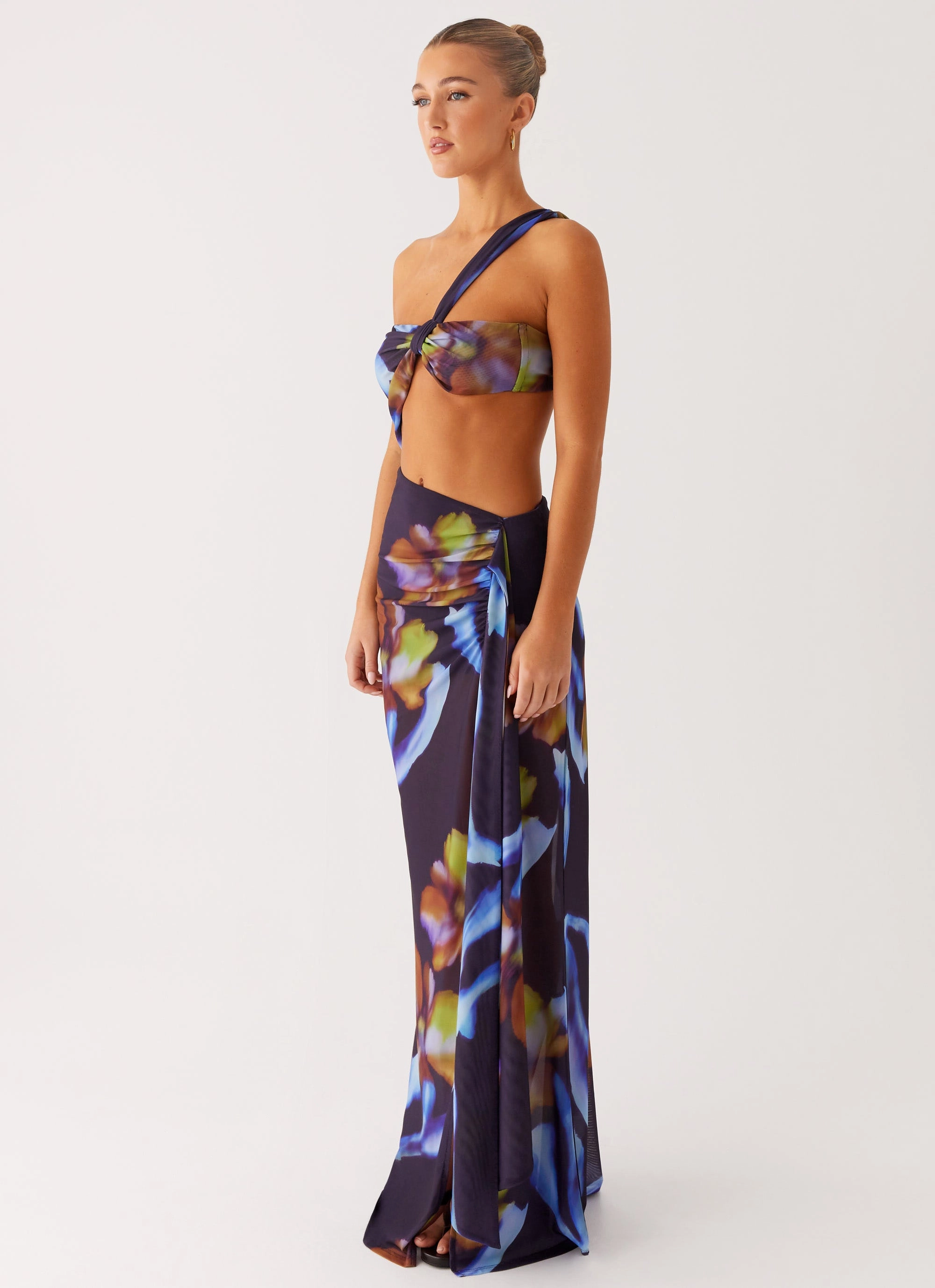 Signature-Style Elastic-Waist Costa Rica Maxi Dress - Dark Floral