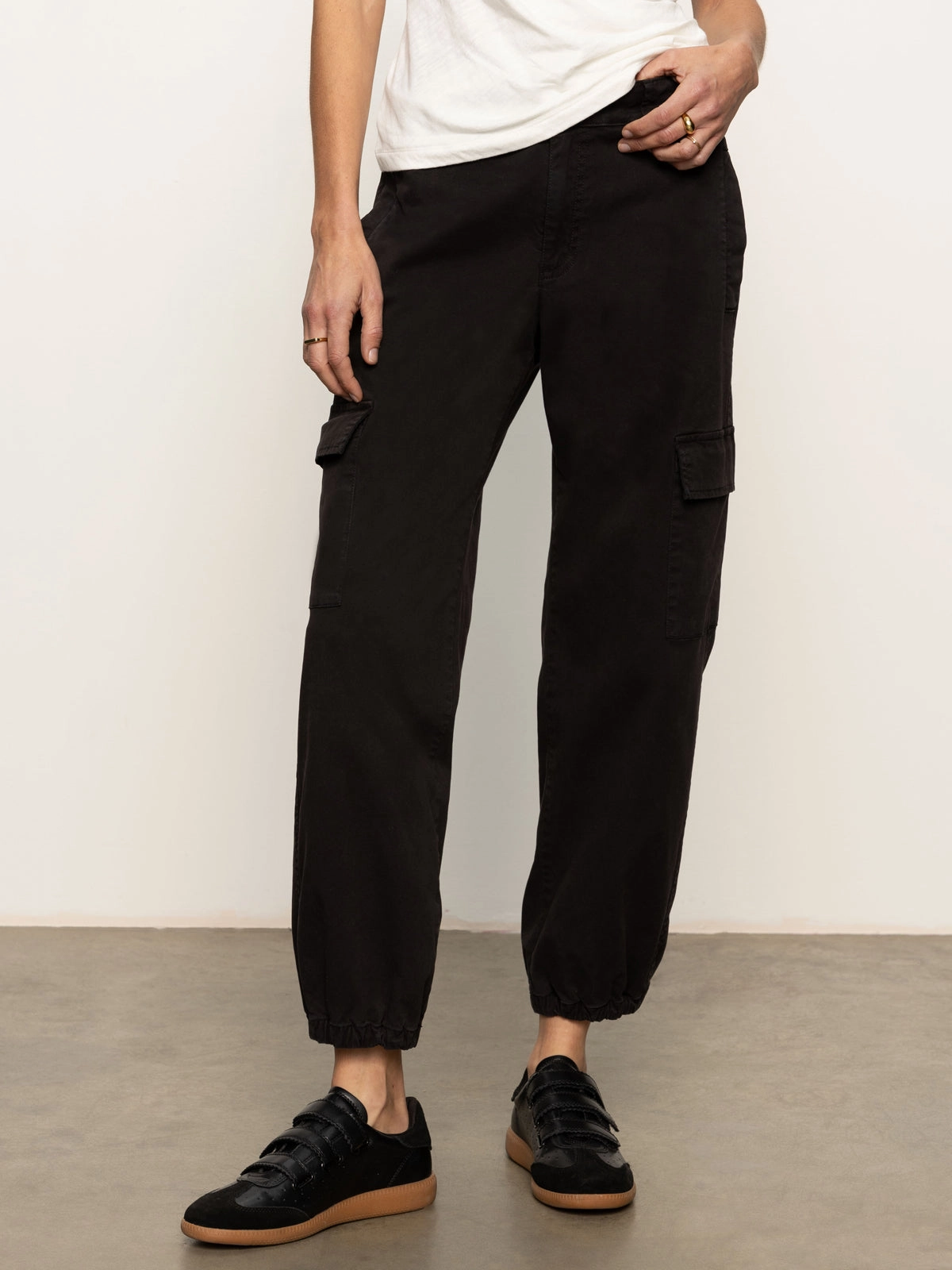 BioBased Fiber Take Over Jogger Mid-Rise Pant Black
