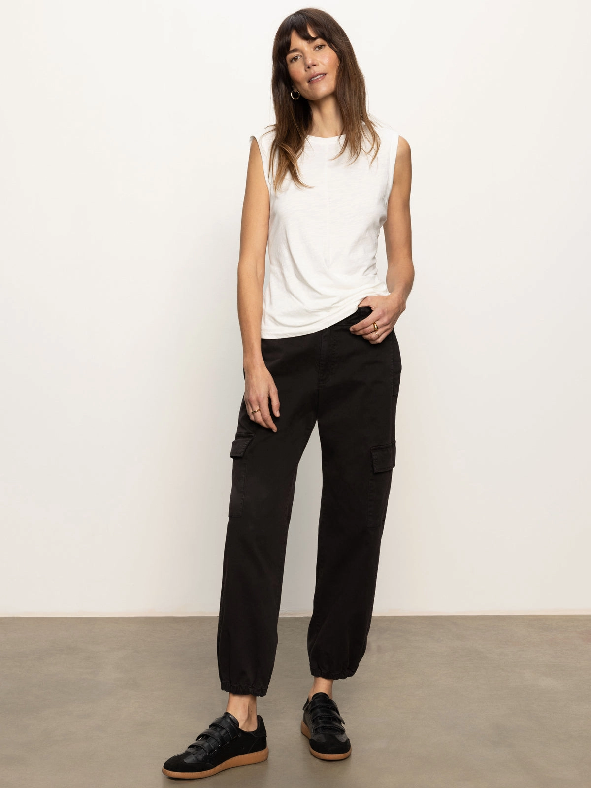 Hypoallergenic Fiber Take Over Jogger Mid-Rise Pant Black