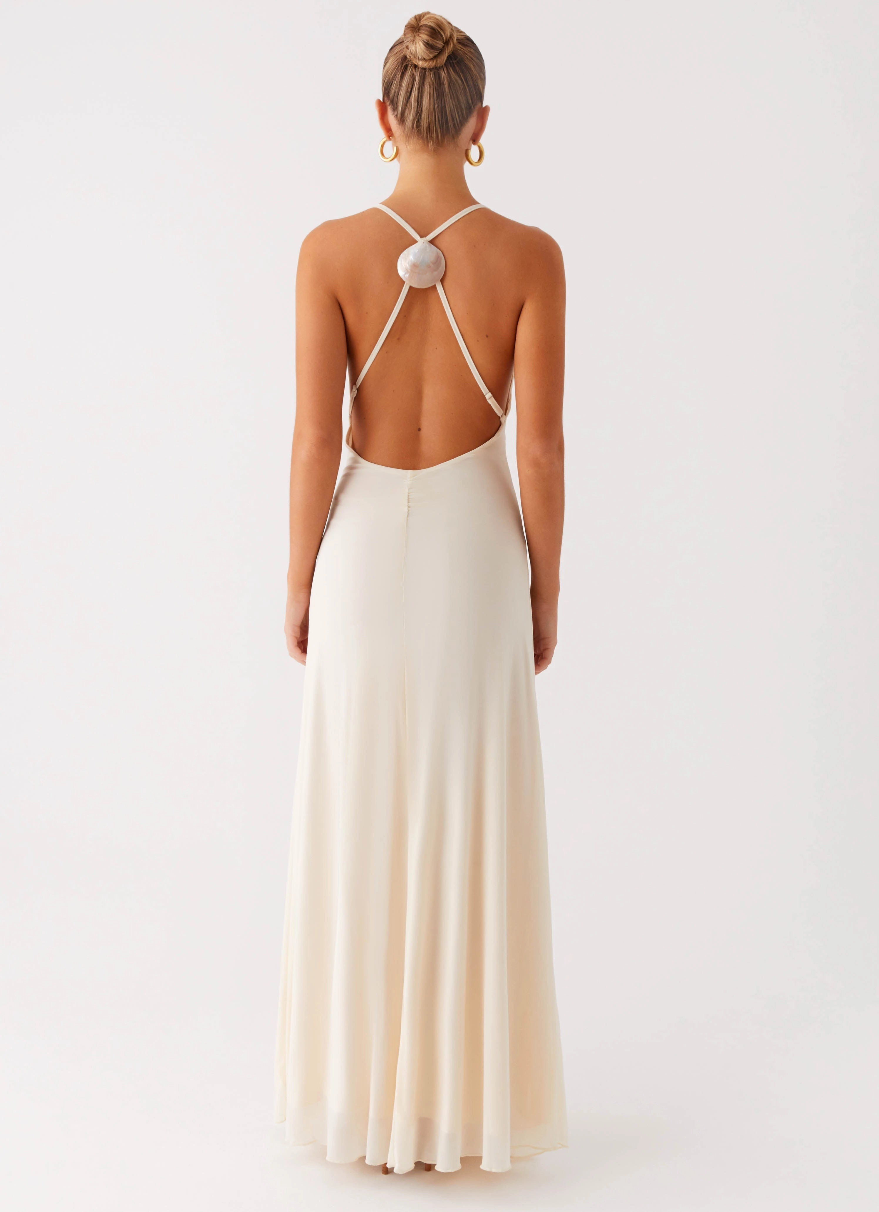Dahliana Maxi Dress - Off White Silk Shine Street Mode