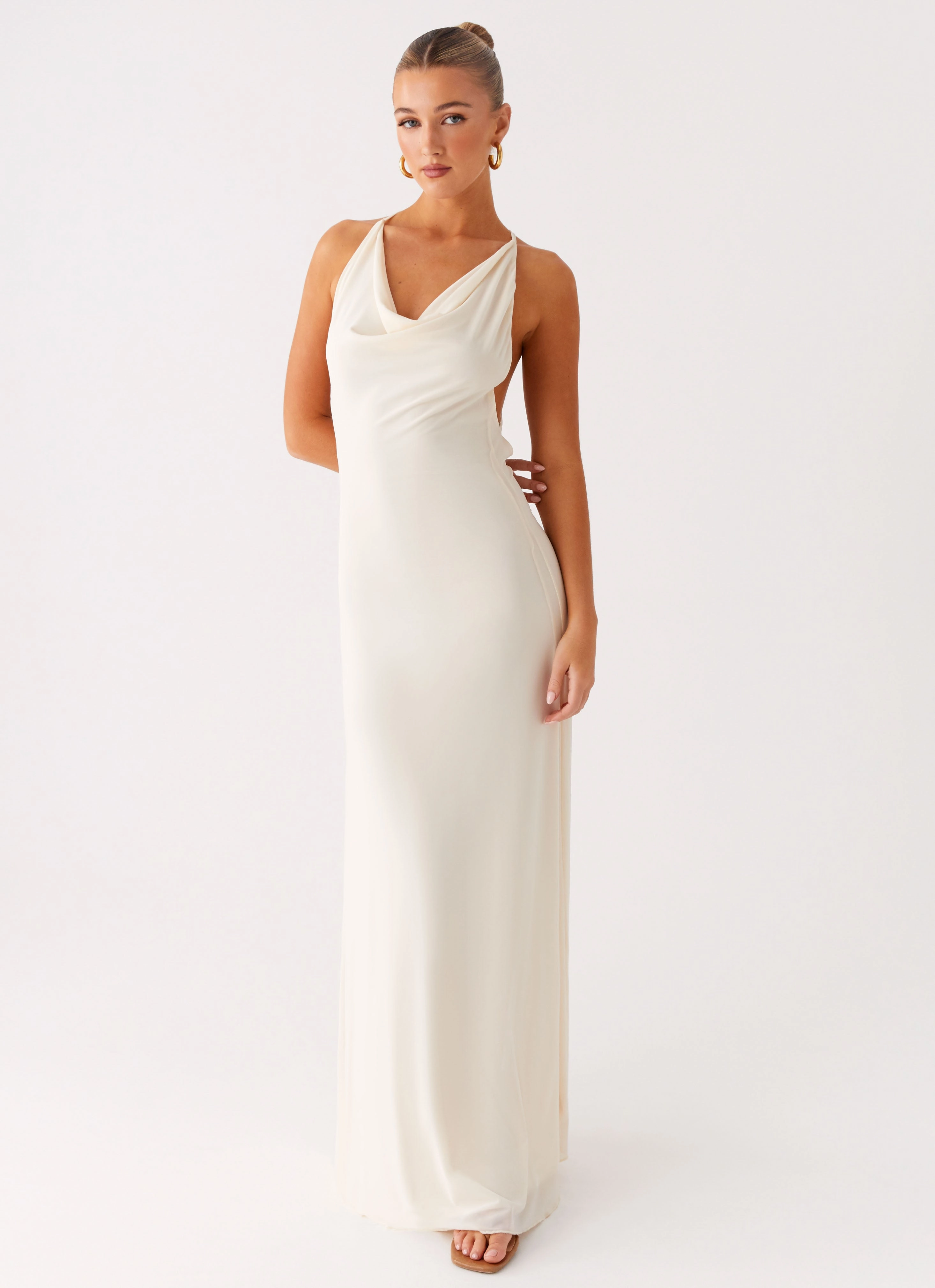 Best-Seller Relaxed and Effortless Dahliana Maxi Dress - Off White