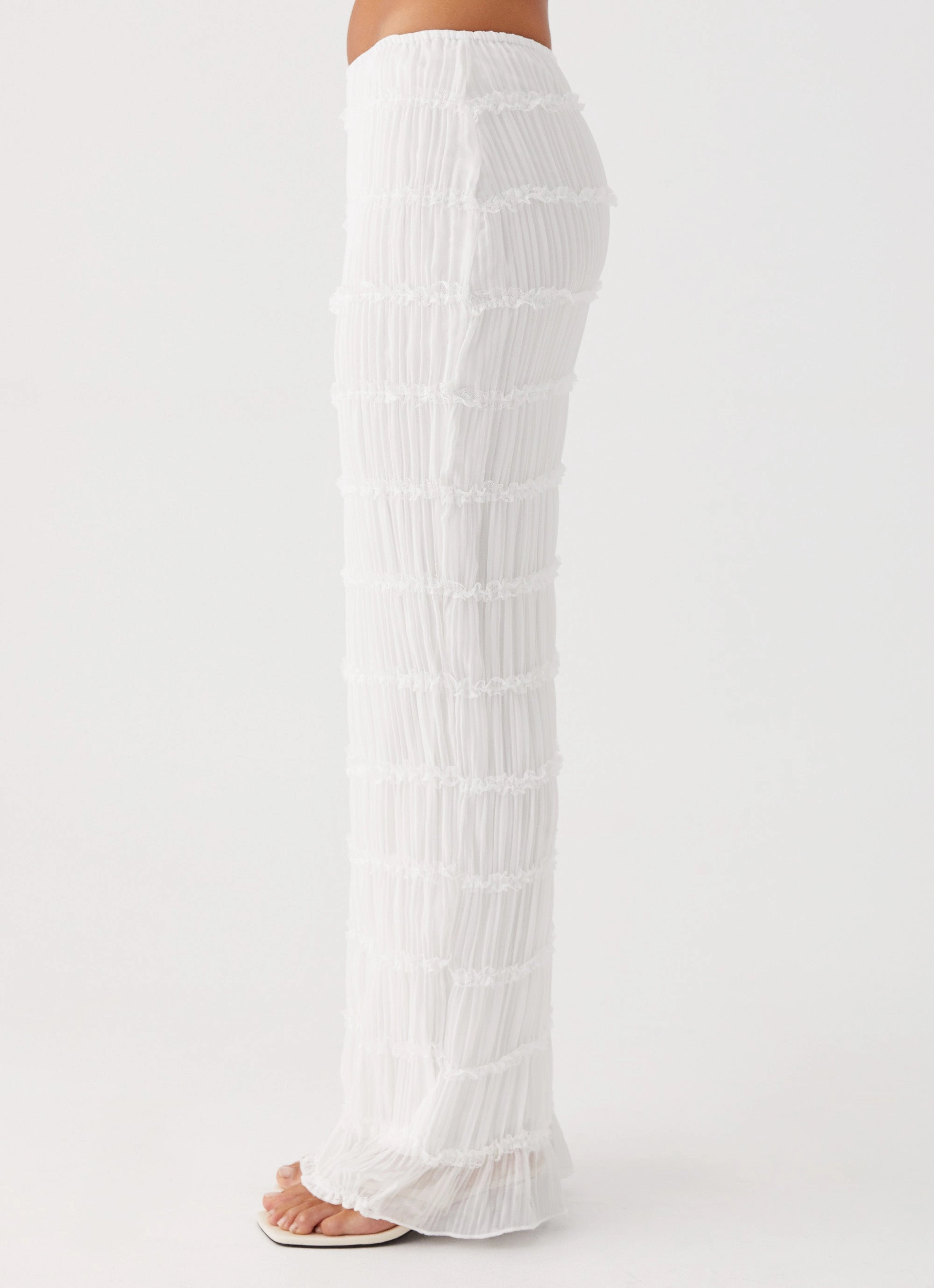 Daydreaming Low Rise Maxi Skirt - White Refined Style