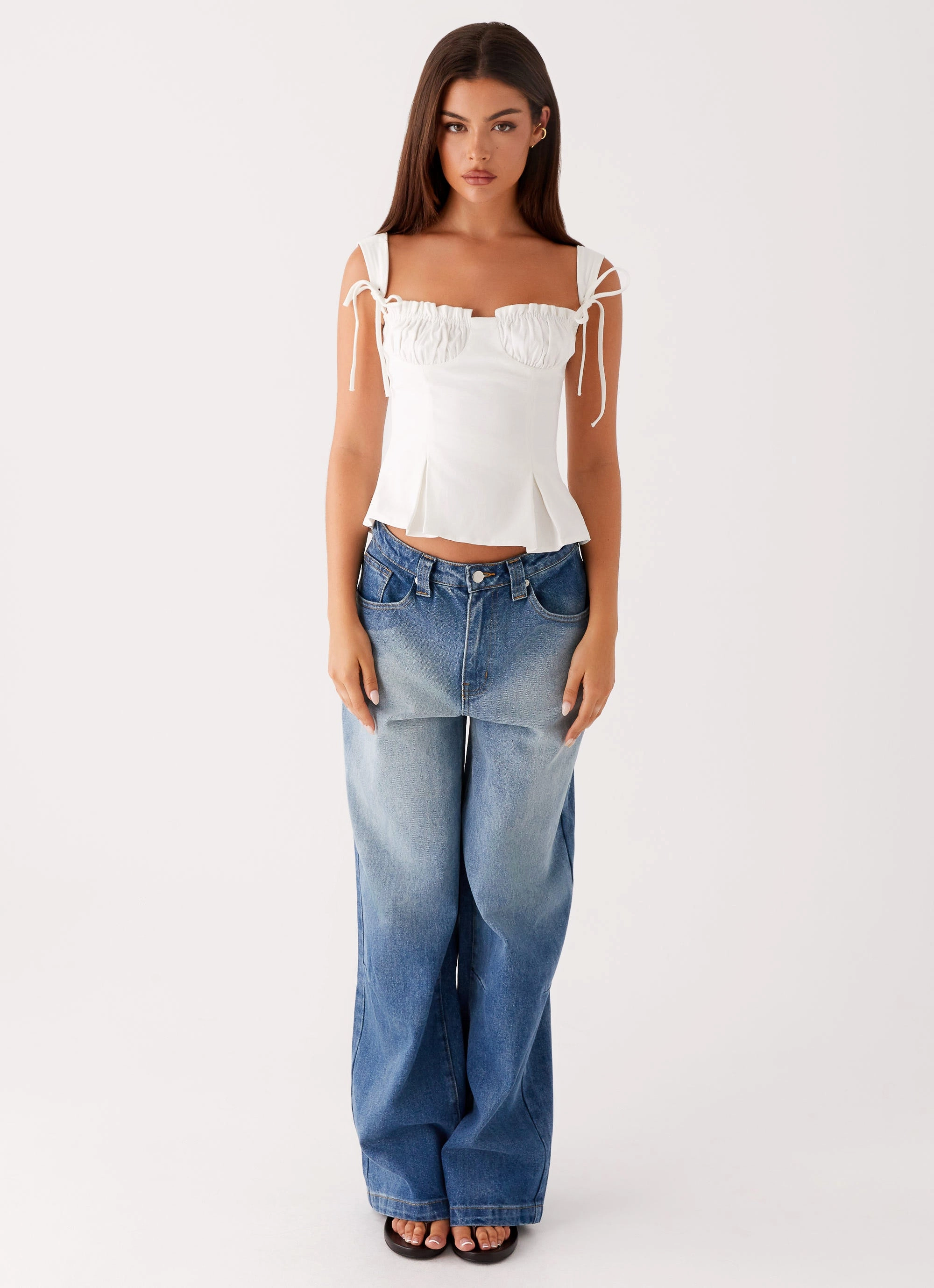 DoubleLayeredCollar AdvancedAirflowChannels Daydreams Top - White