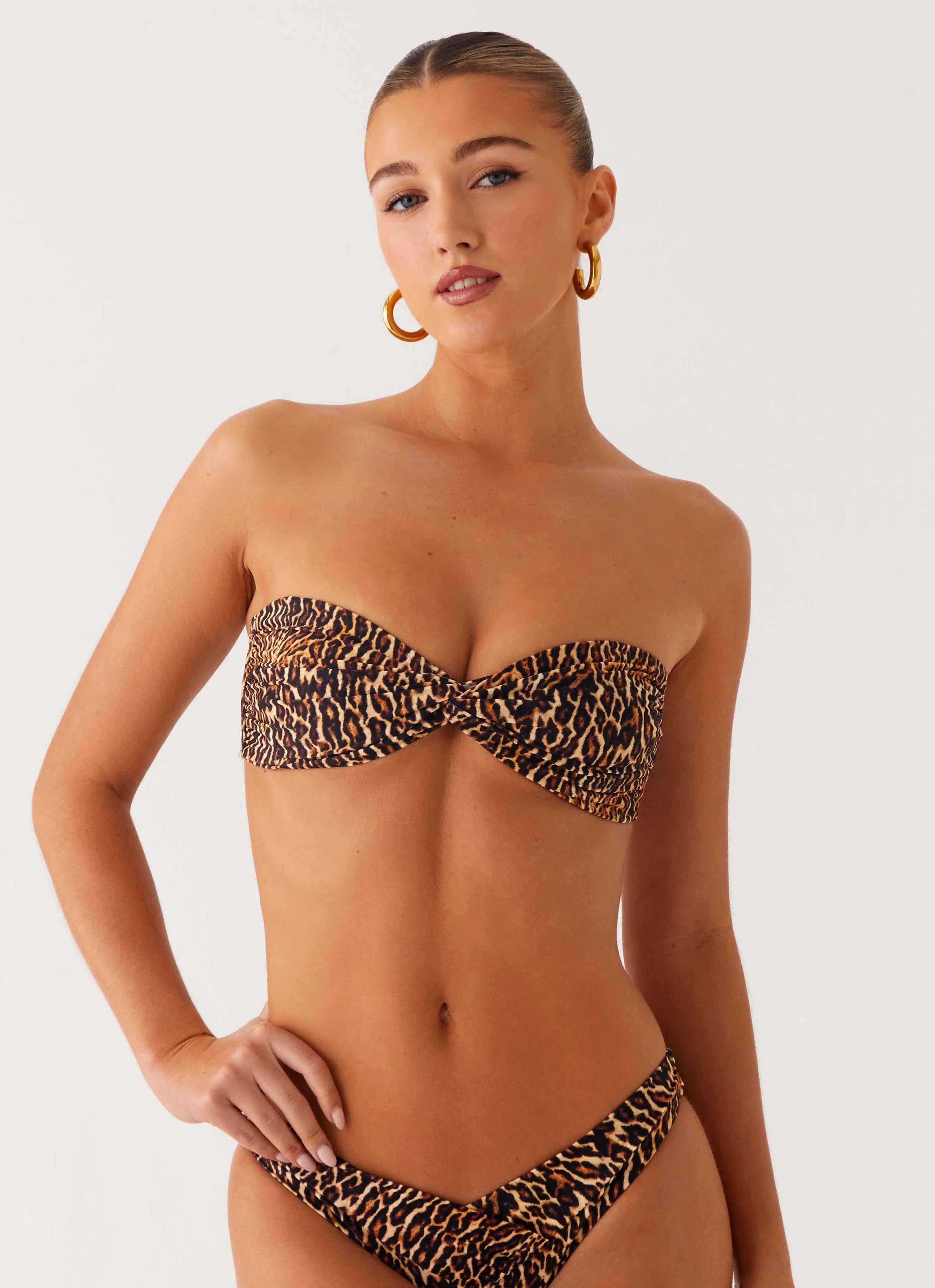 Molded Inner Layer Beach Ready Delta Bandeau Bikini Top - Cheetah